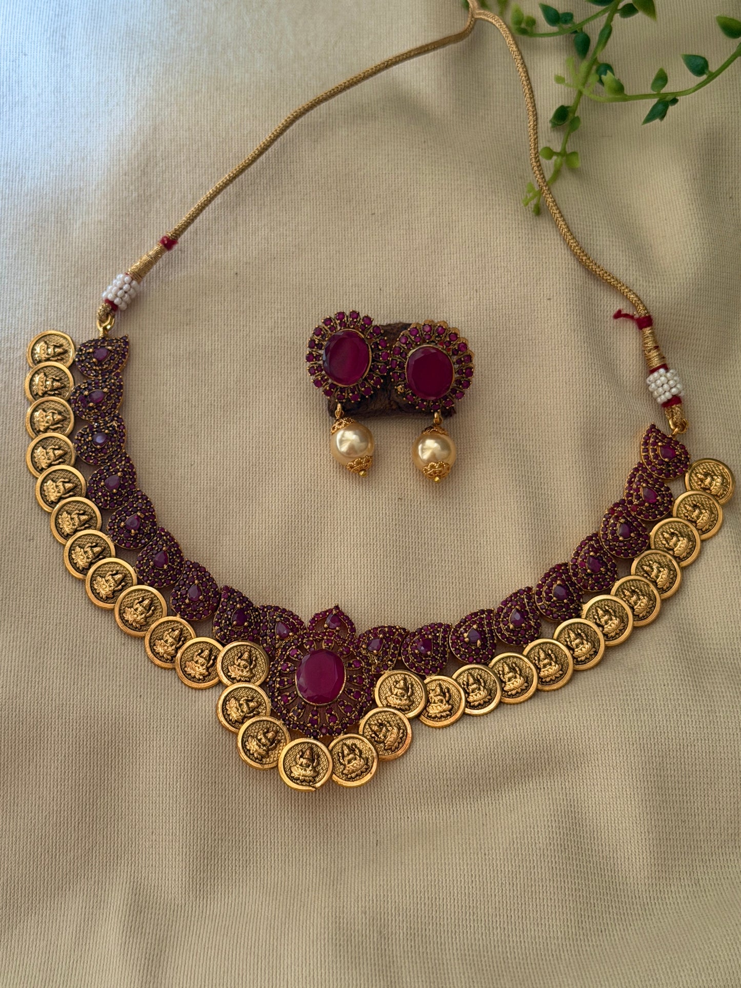 Precious Stone Kaashu Maala