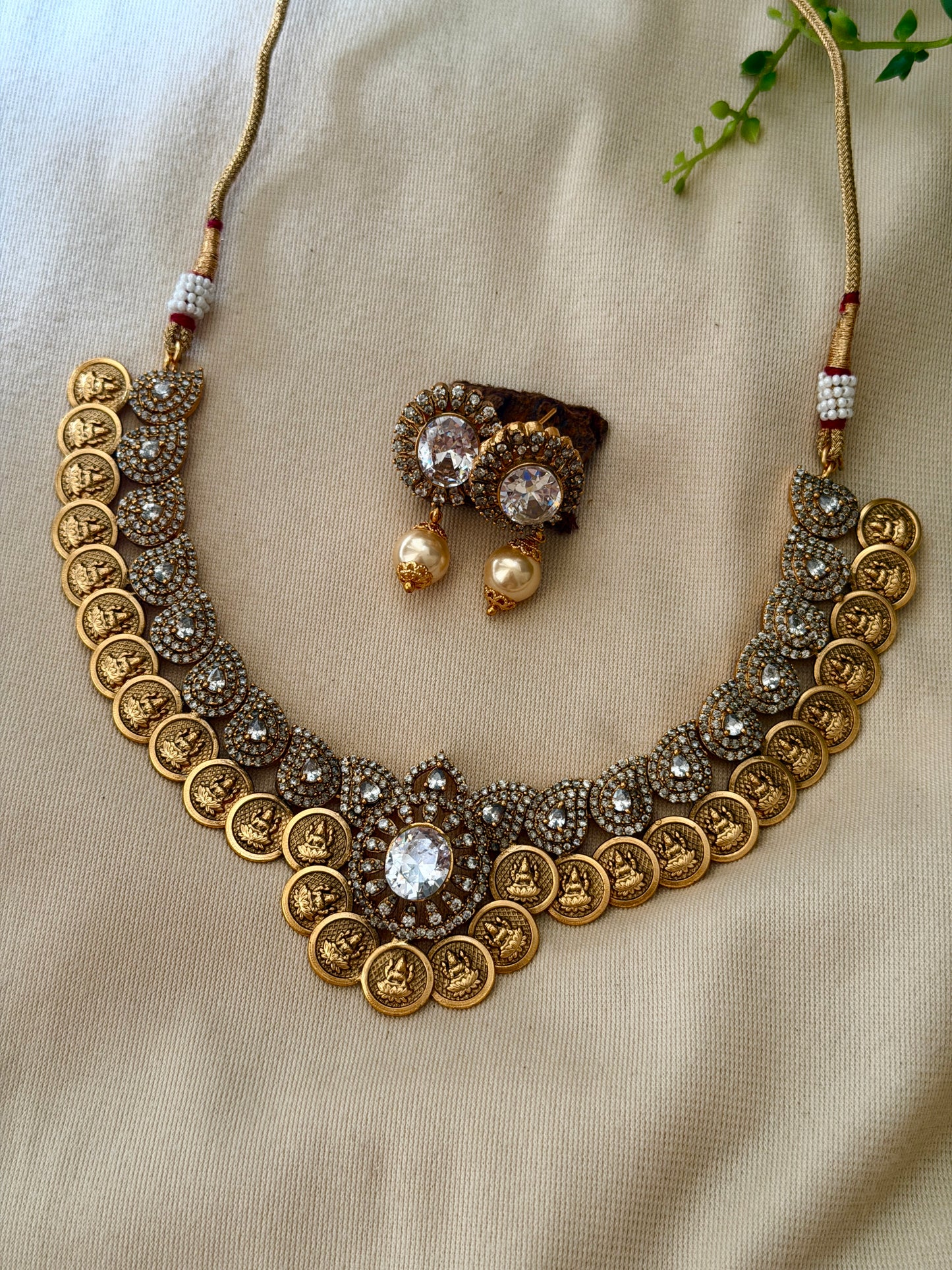Precious Stone Kaashu Maala