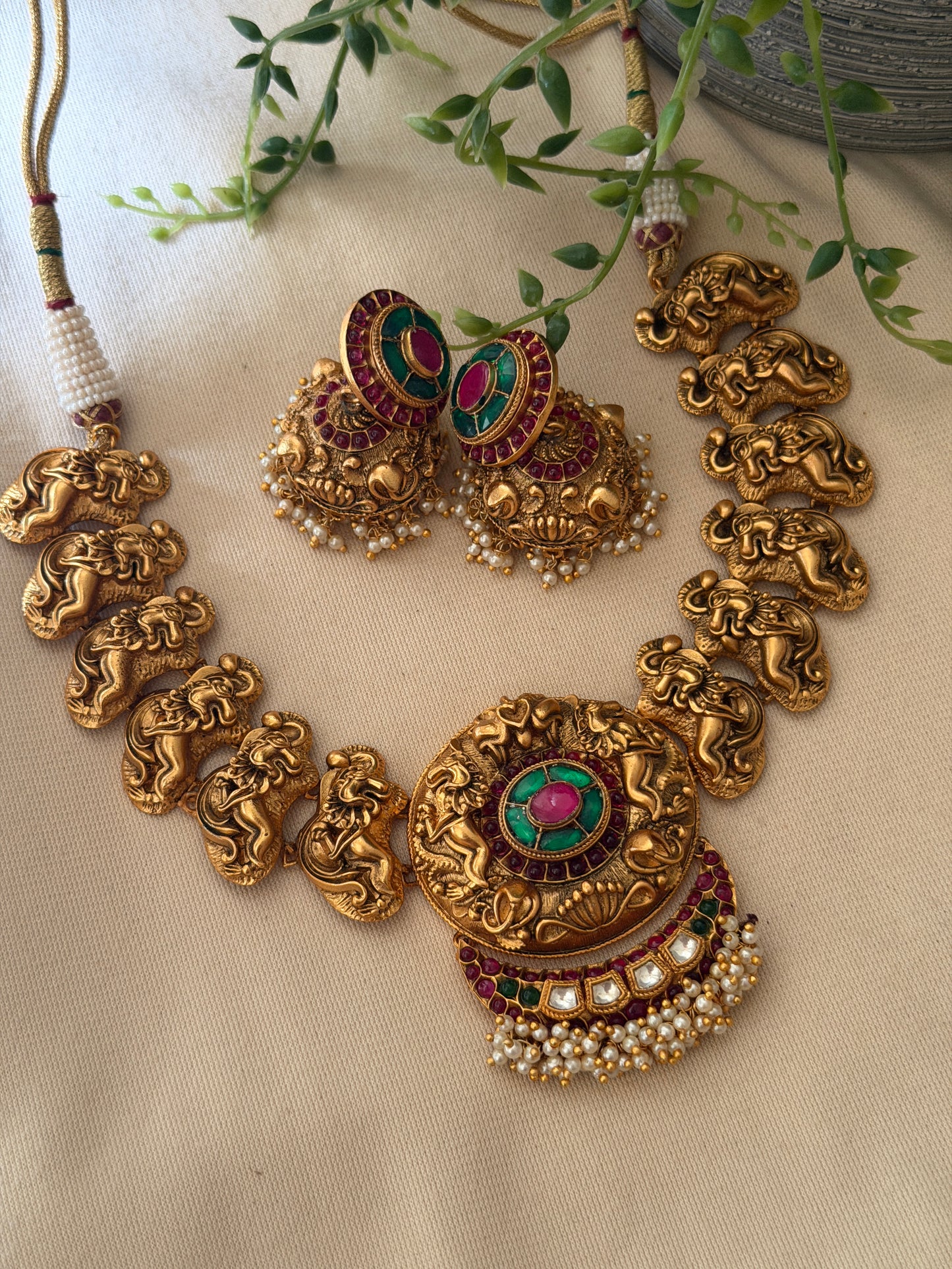 Jadau Alankaara Necklace