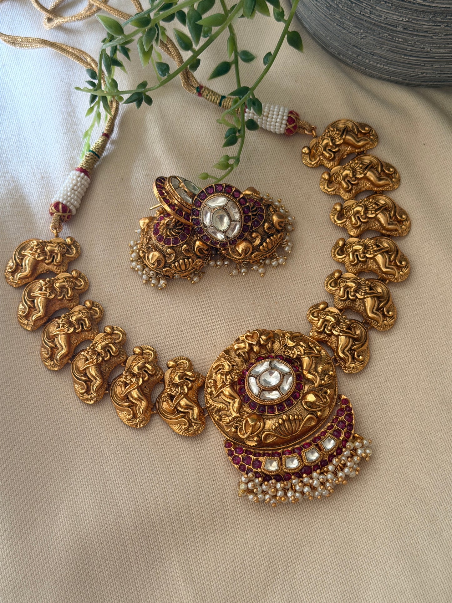 Jadau Alankaara Necklace