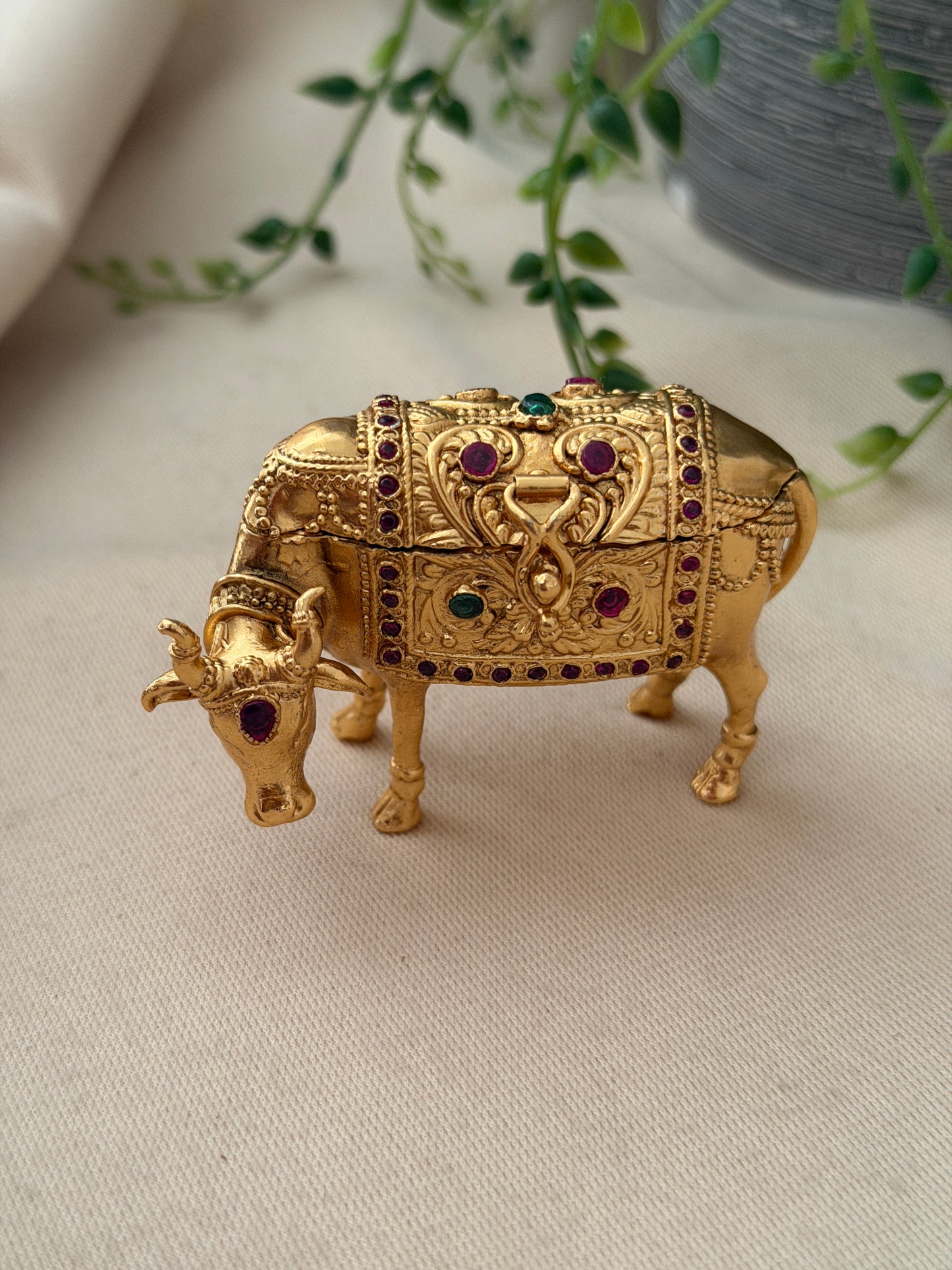 Gomatha Kumkum Box