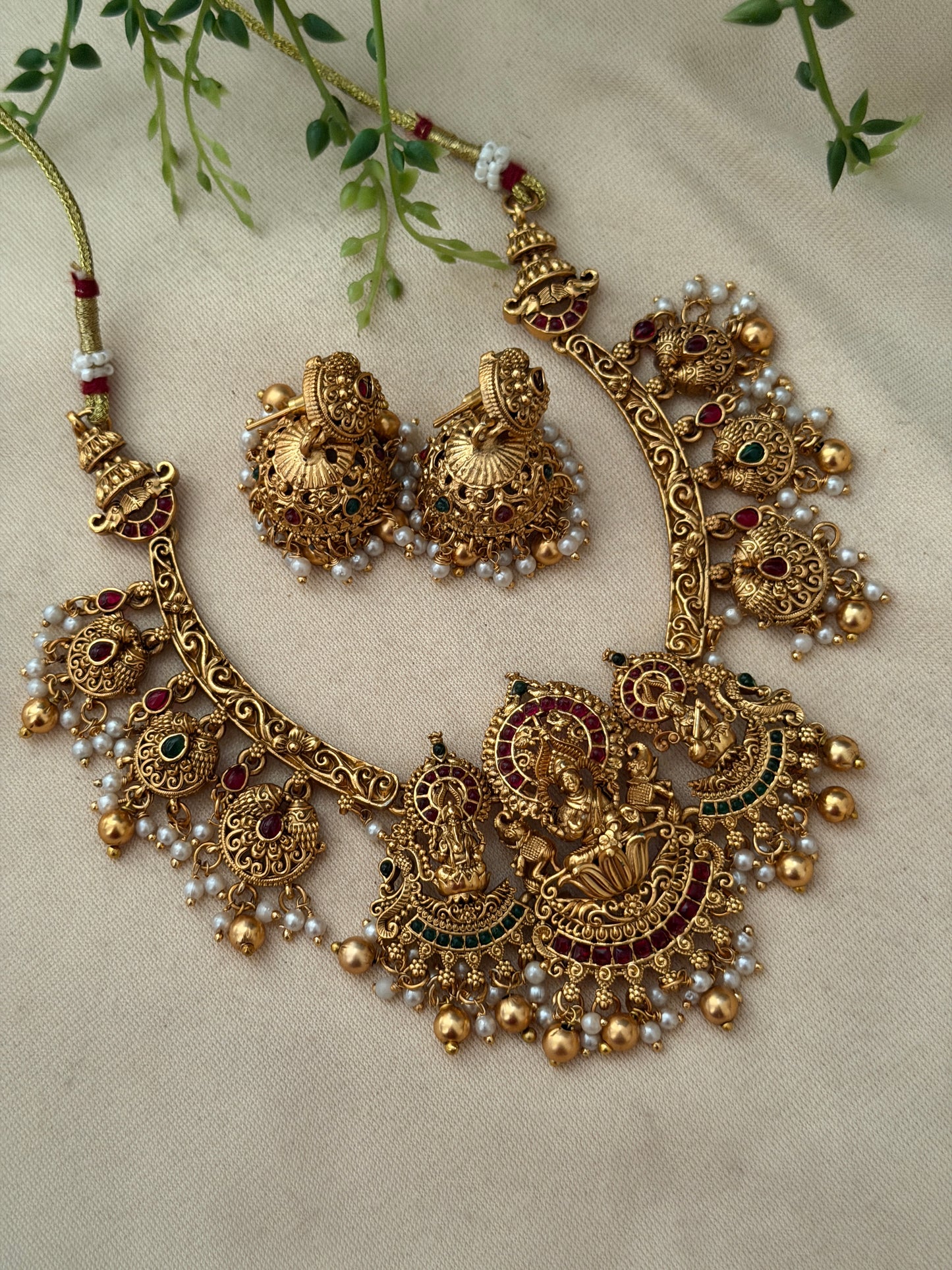 Lalitha Budgeted Necklace