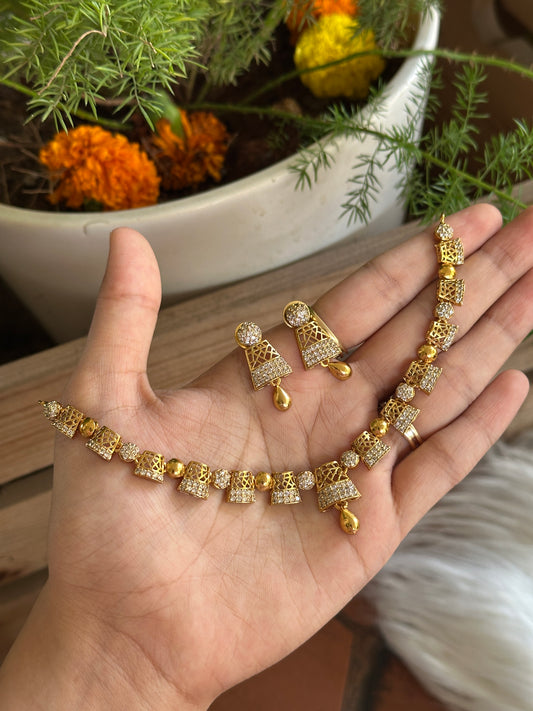 Macbeth AD Necklace