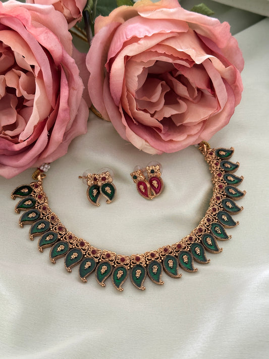 Double sided Trithika Necklace