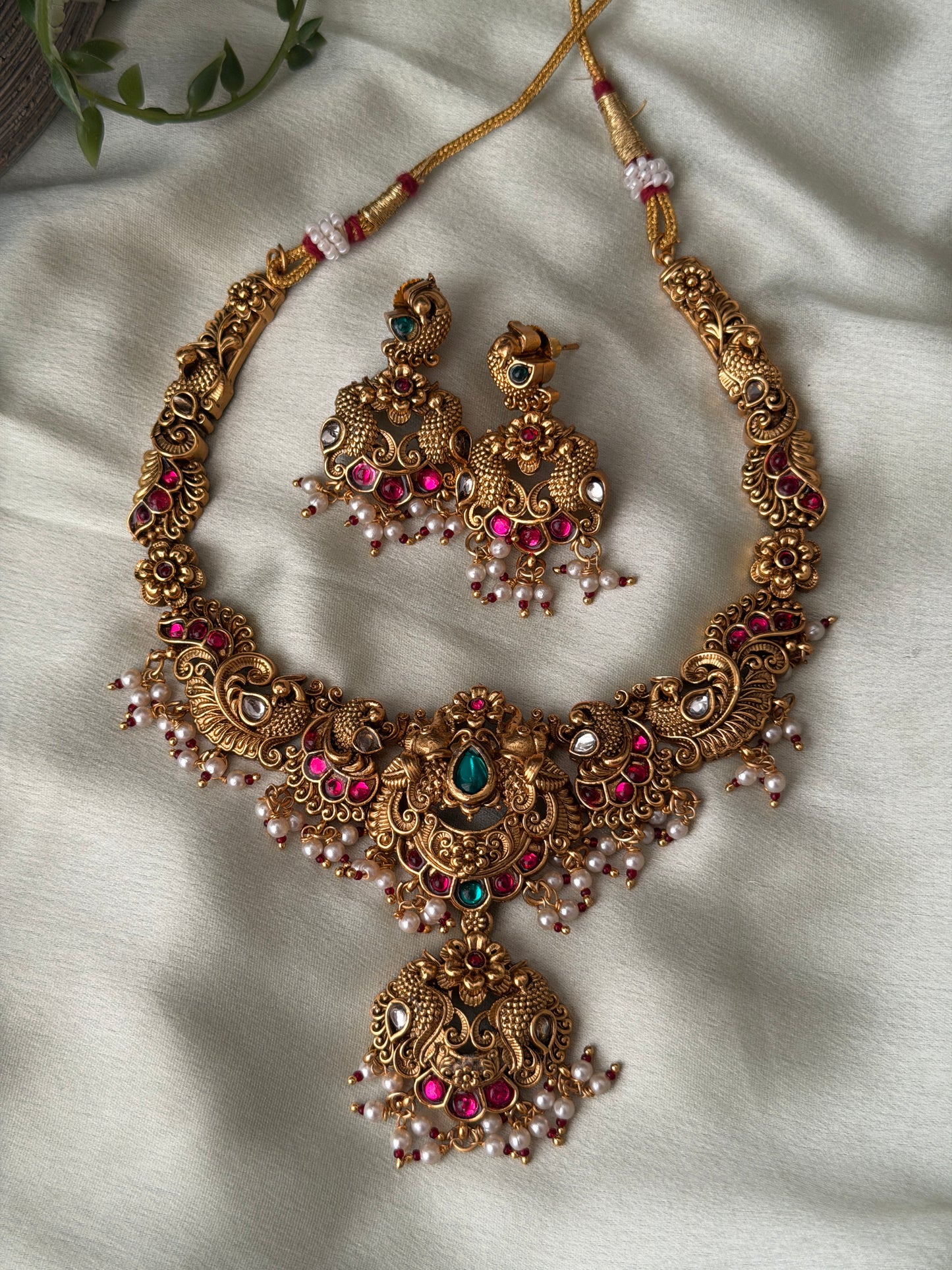 Joshitha Non Idol Necklace