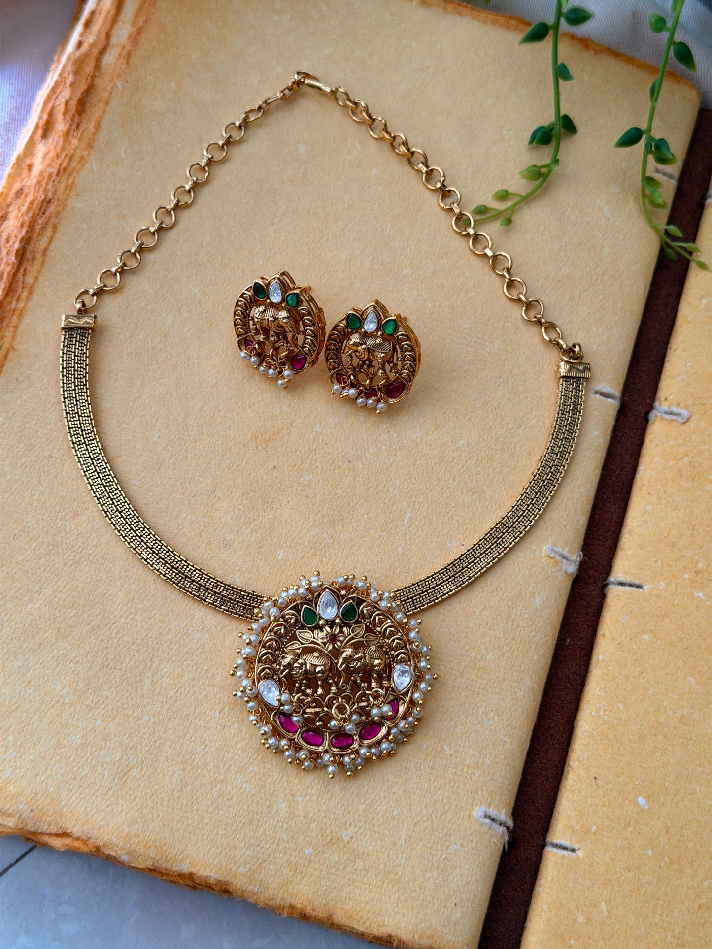 Tamboornika Premium Choker set