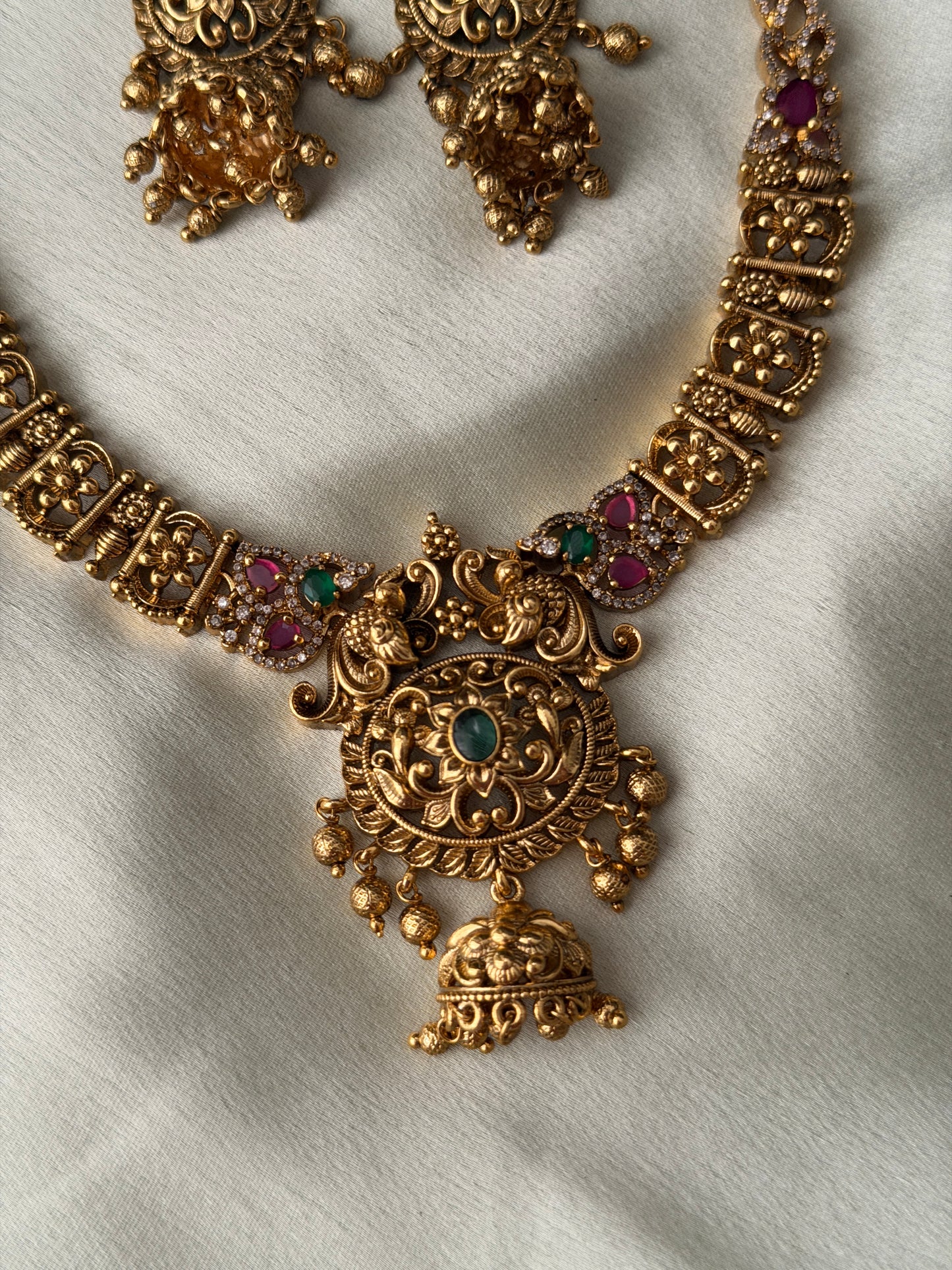 Jeevana AD x Antique Necklace Set