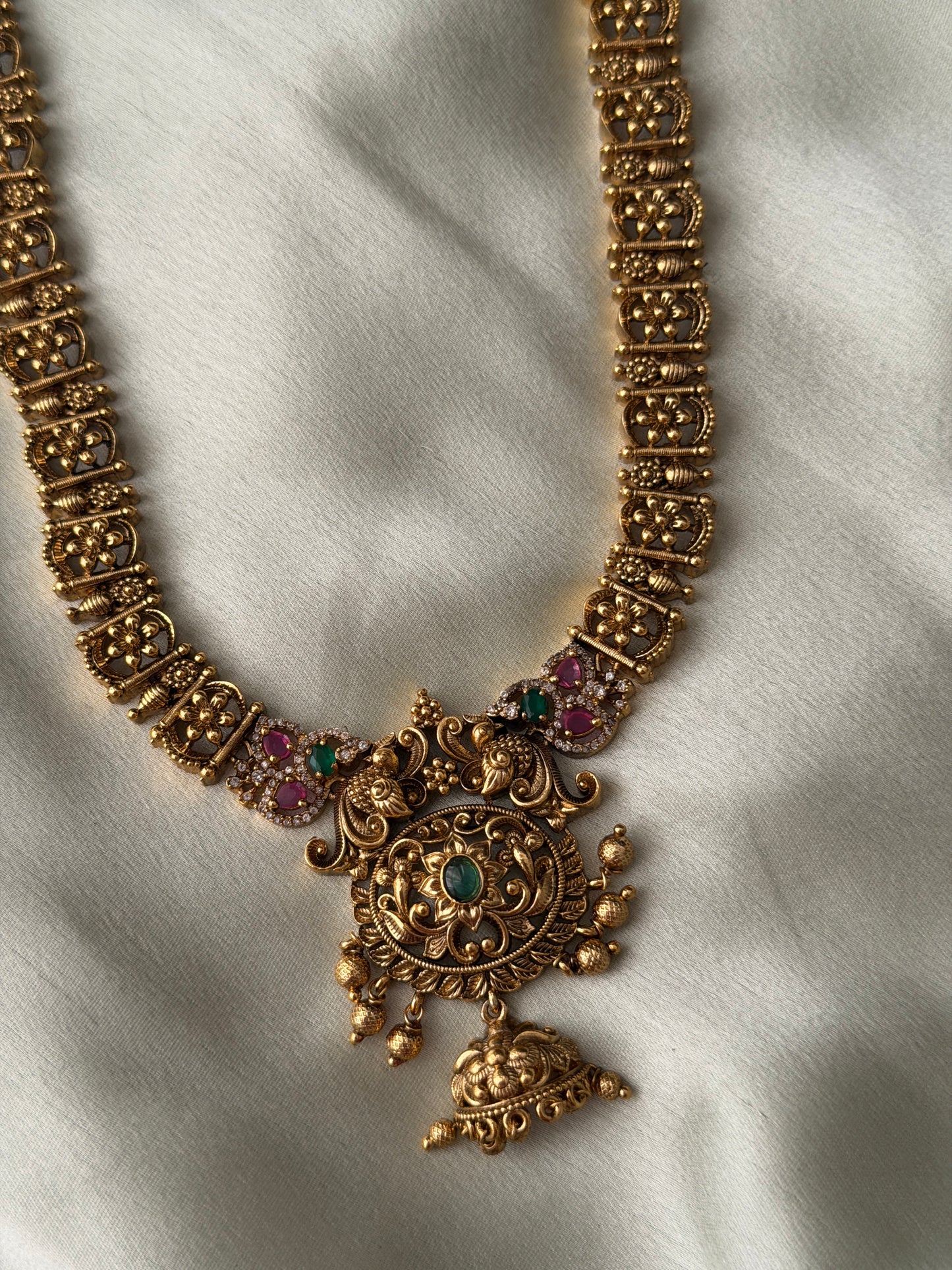 Jeevana AD x Antique Haaram
