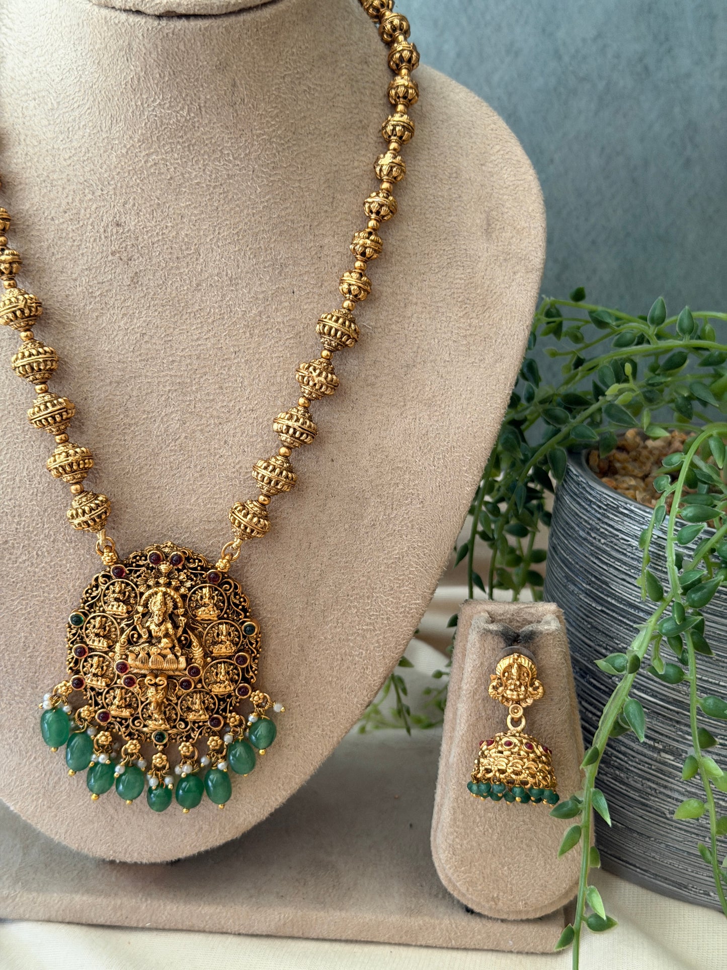 Coin x Lakshmi Gold Bead Haaram