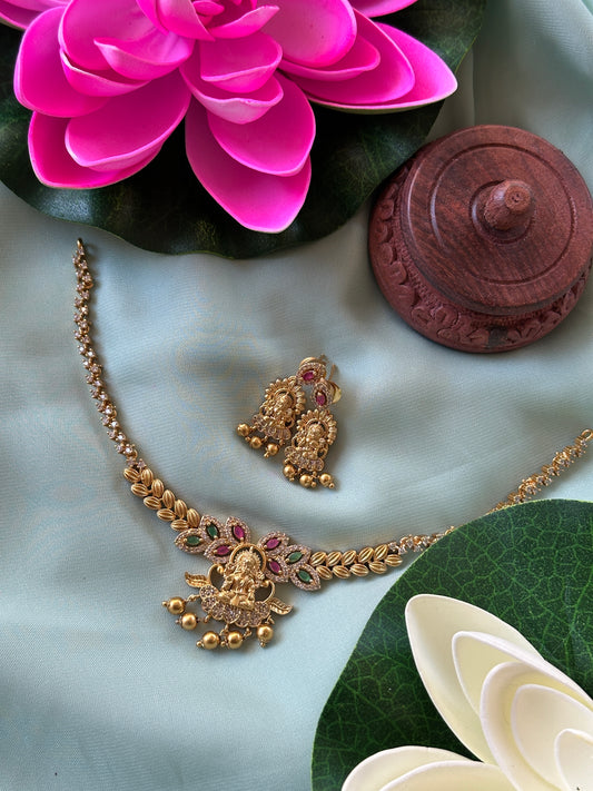 Minerva AD x Gold Choker