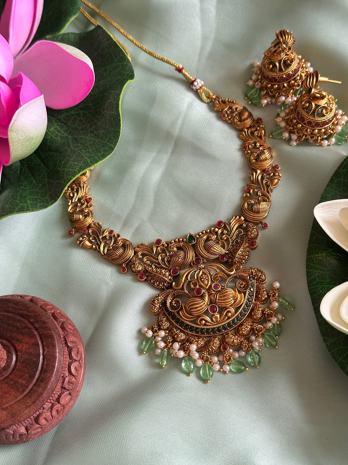 Non Idol Copper Morah Necklace