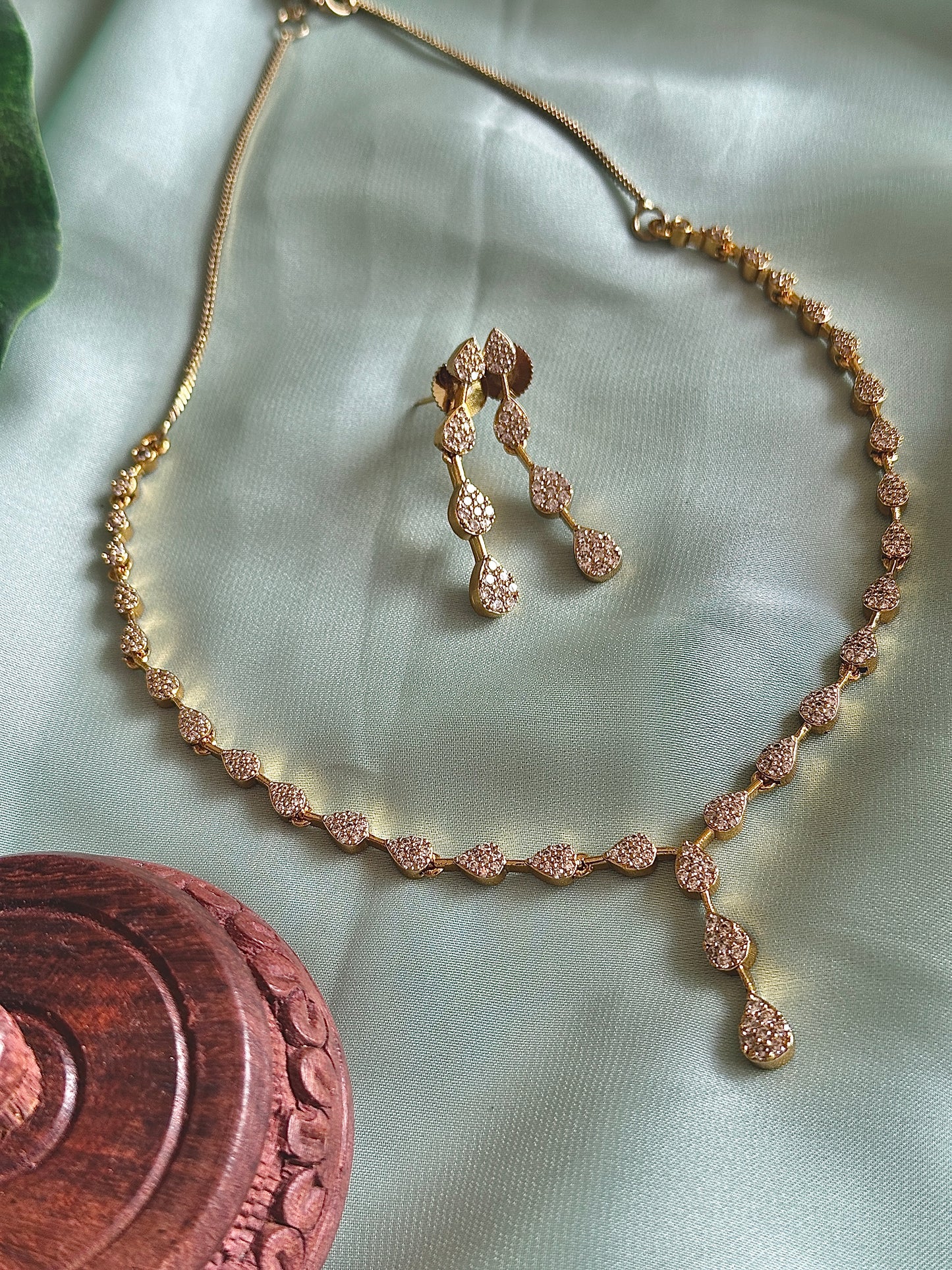 Victoria Diamond Necklace
