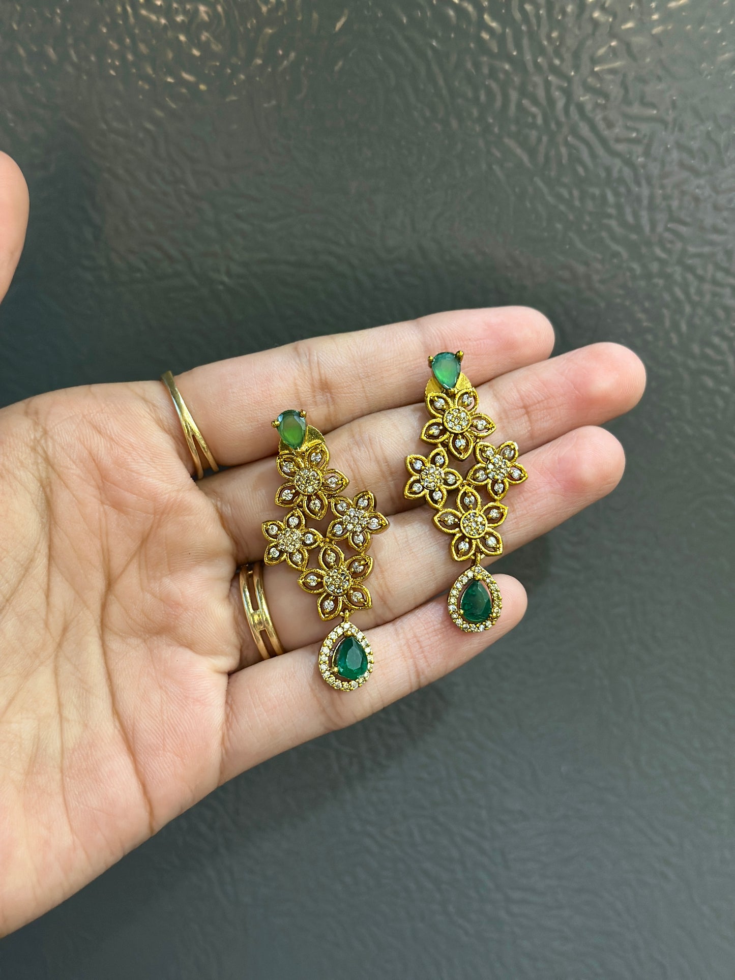 Sufiya AD Necklace
