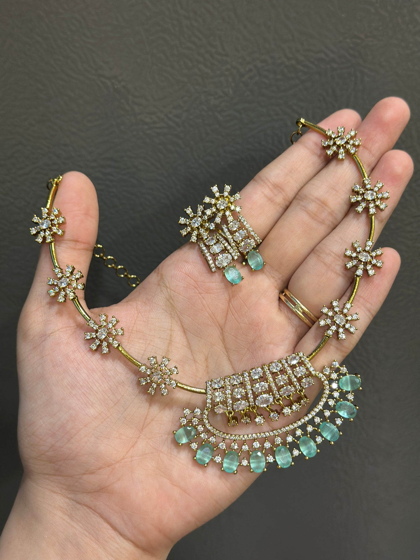 Piya Diamond Hasli