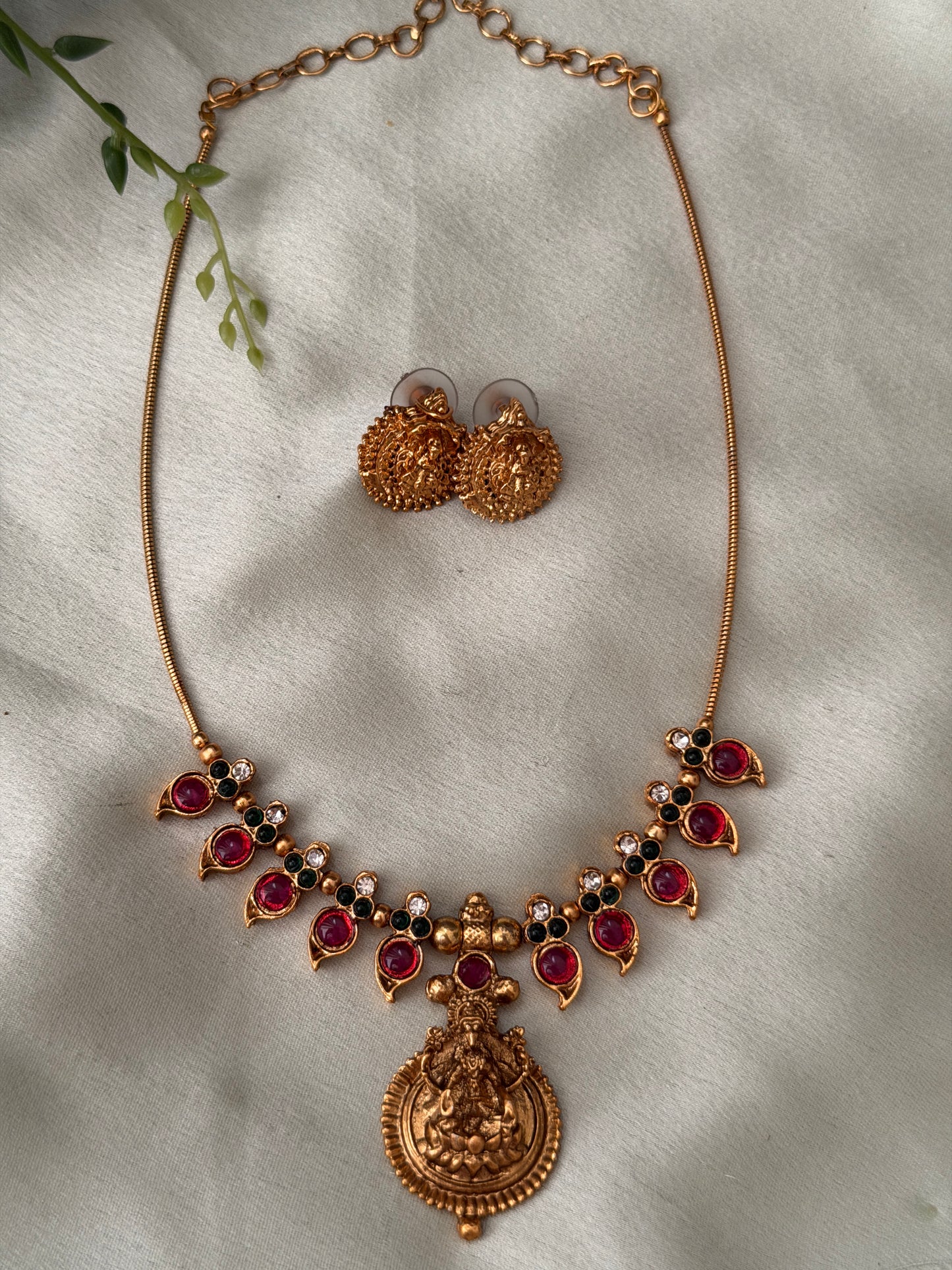 Budgeted Devi Mango Necklace