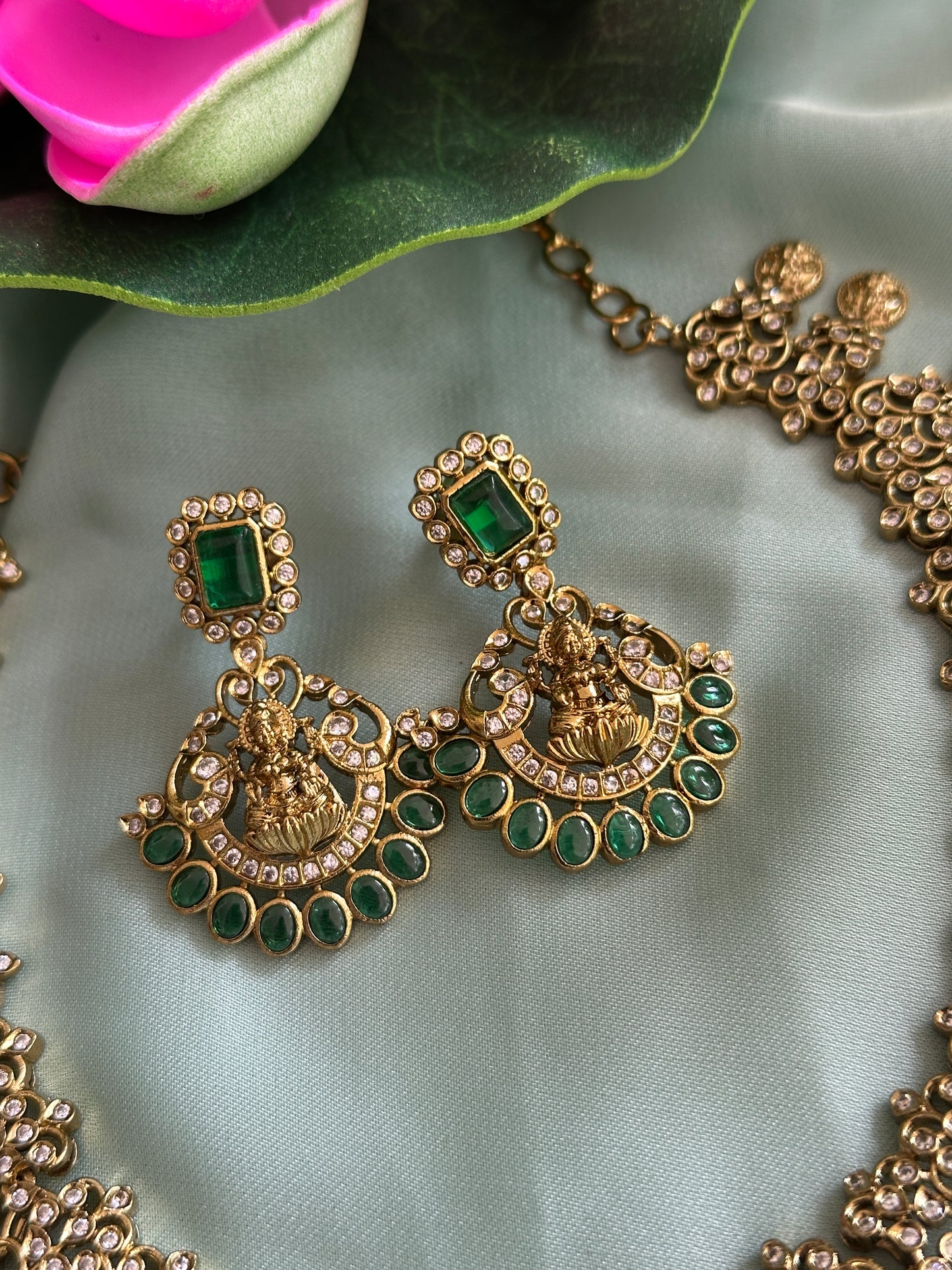 Nimisha Coin Necklace (Premium)