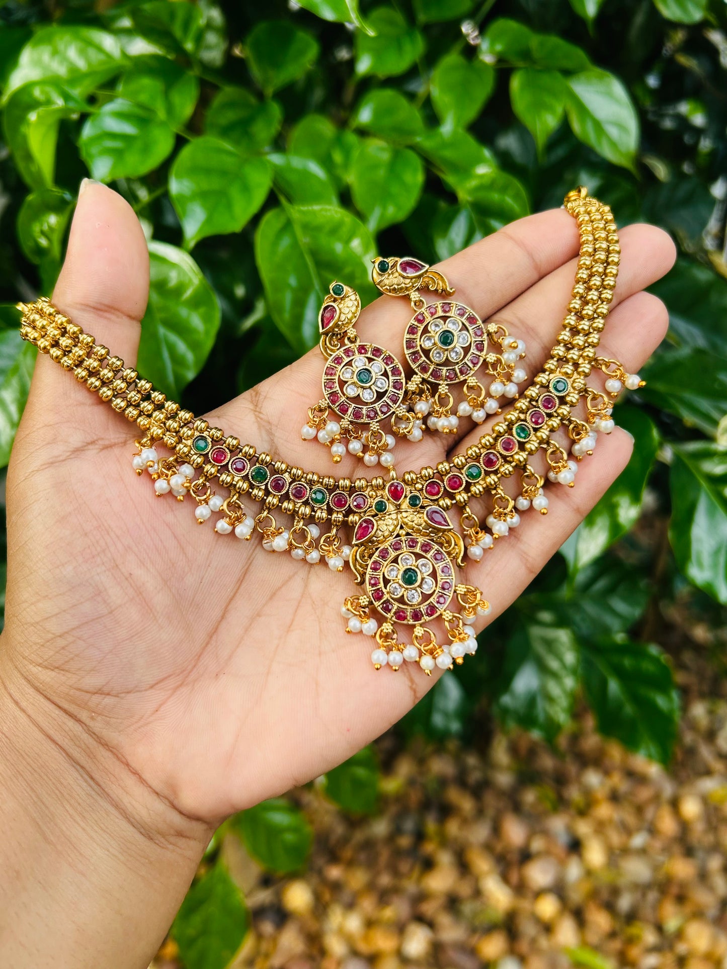 Simple Kempu Guttapusalu Choker