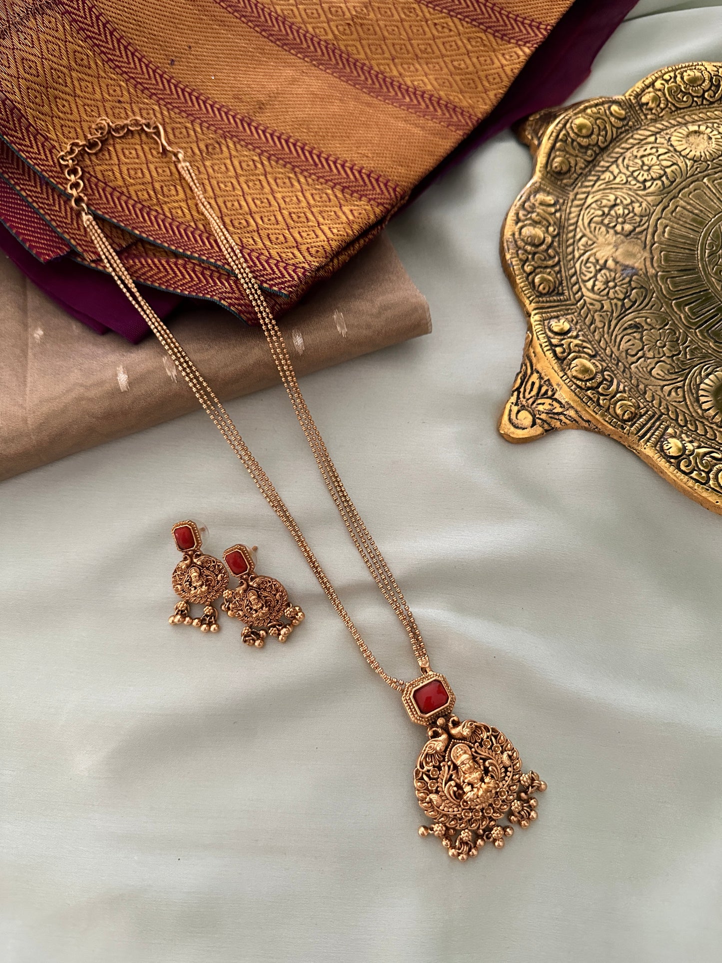 Vidya Devi chain set