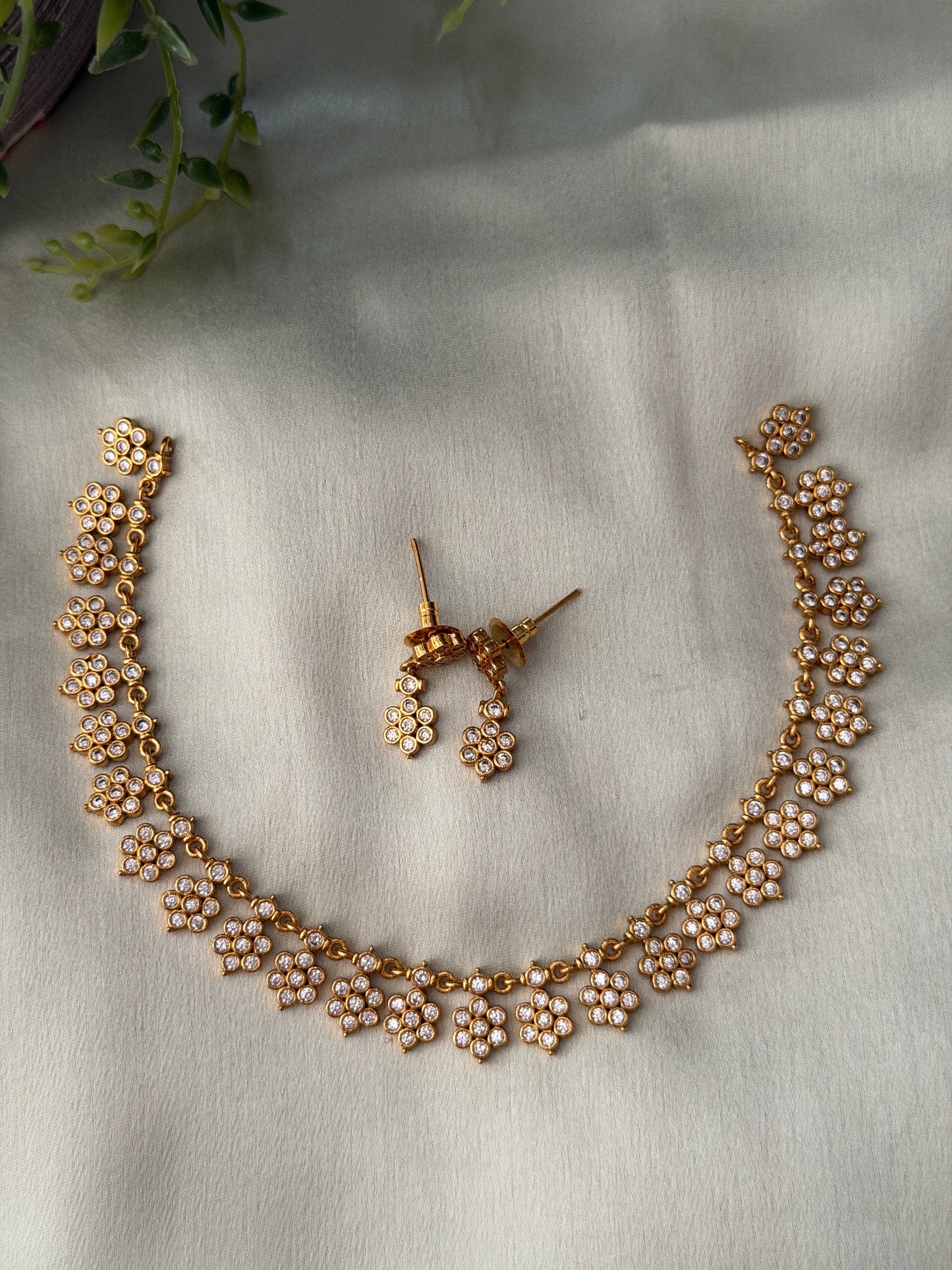 Floral Kempu Necklace (New)