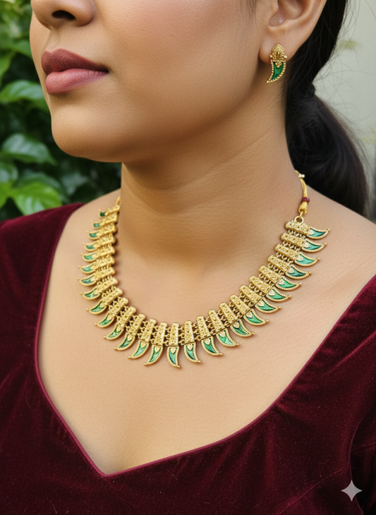 Thorn Palakka Necklace