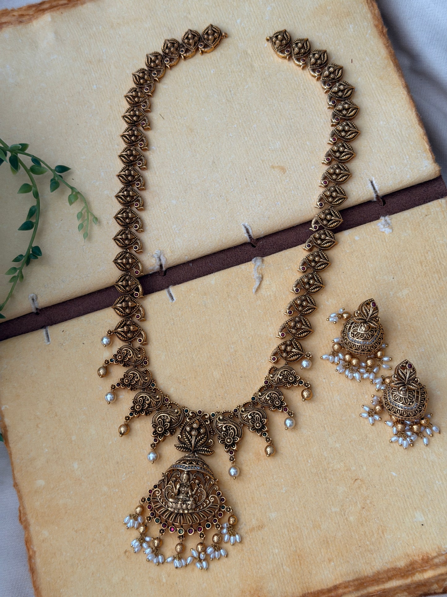 Himani Antique Haaram set