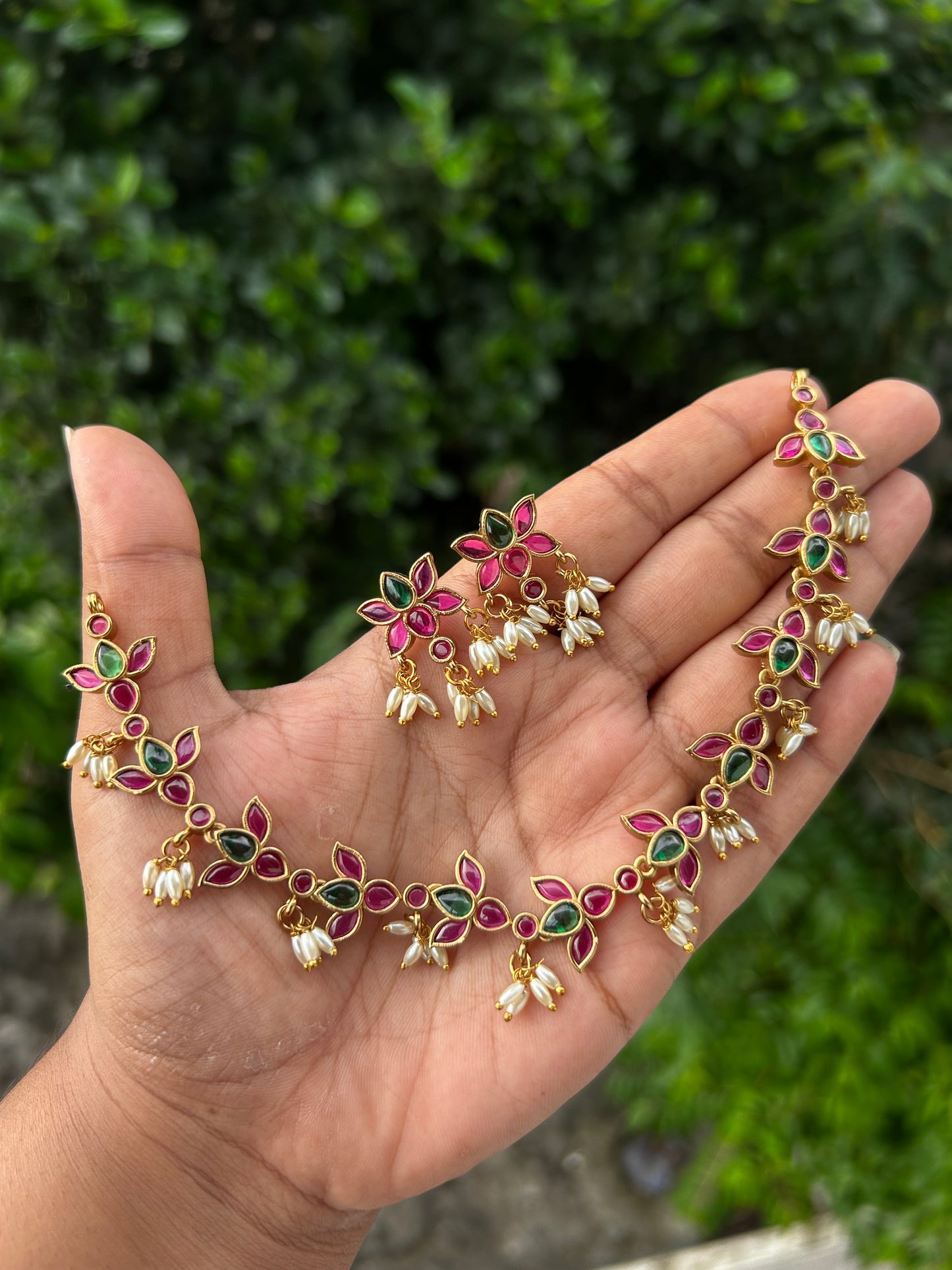 Ruhani Lotus choker