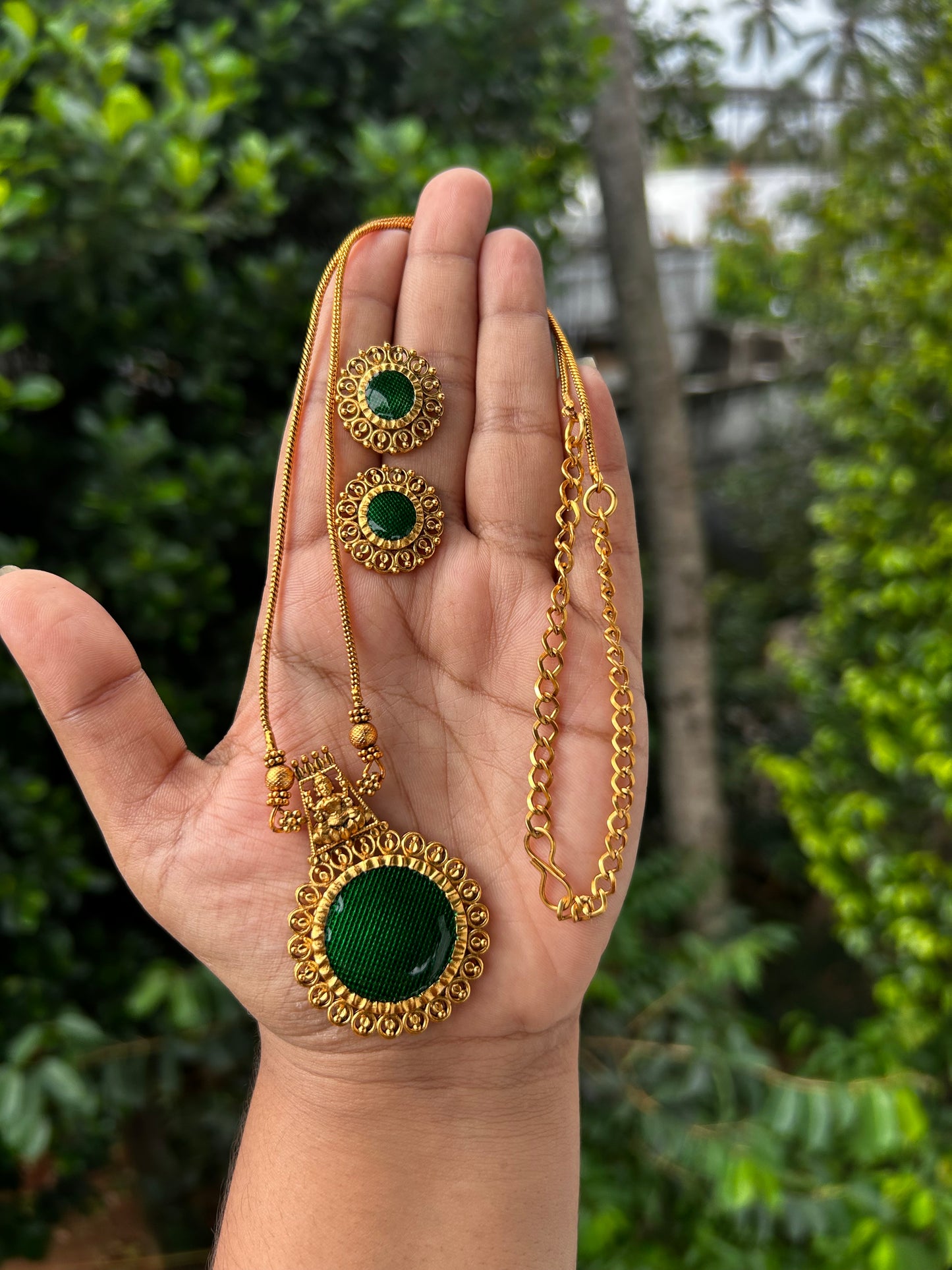 Chakra Enamel chain set