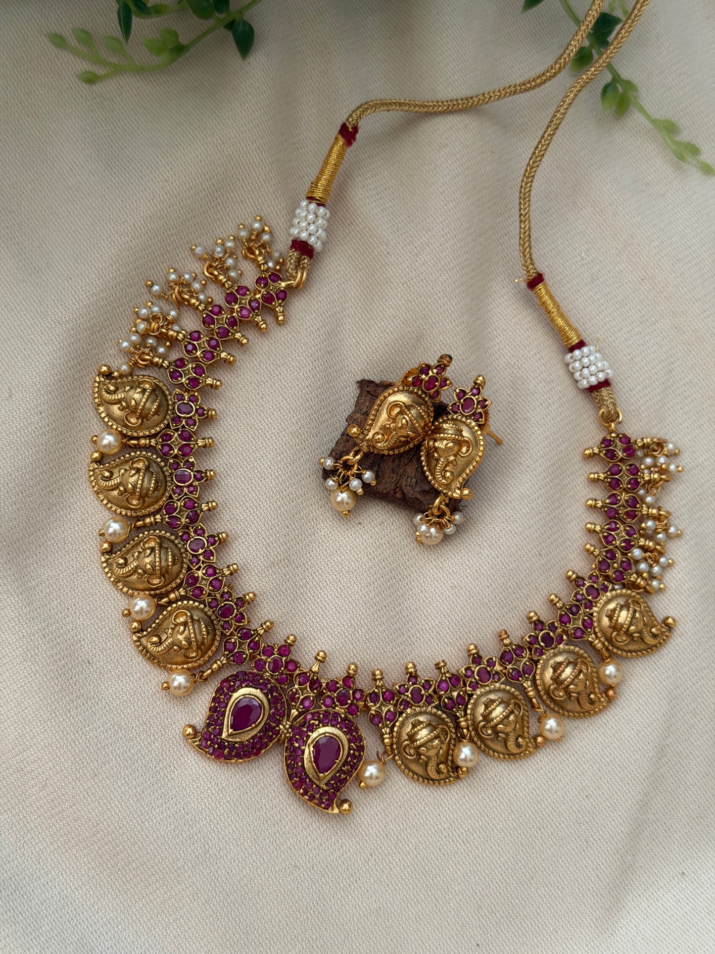 Vintage Vasuki Mango Necklace