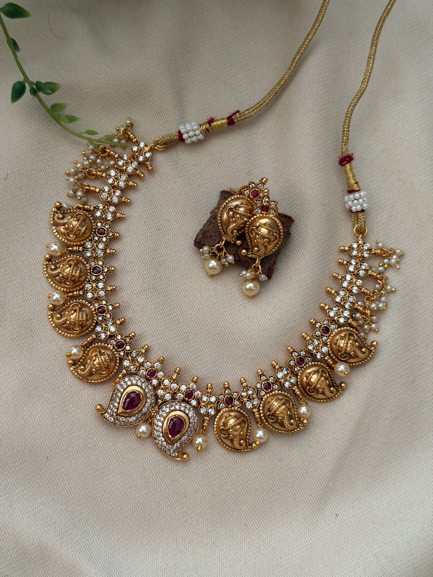 Vintage Vasuki Mango Necklace