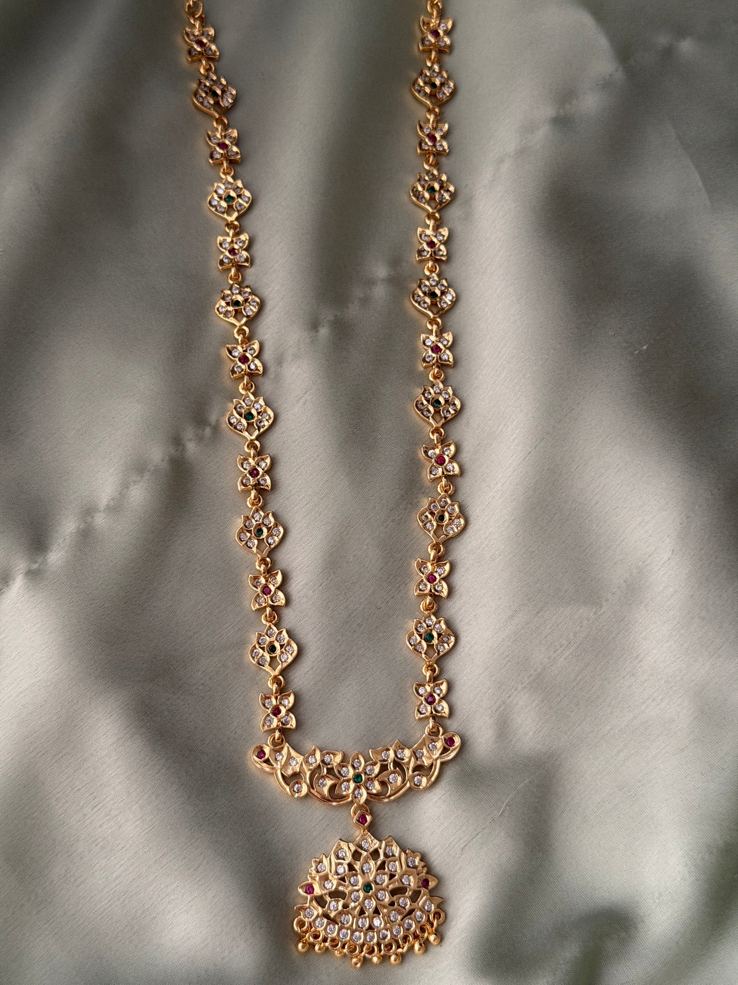 Kacchi Vintage Maala