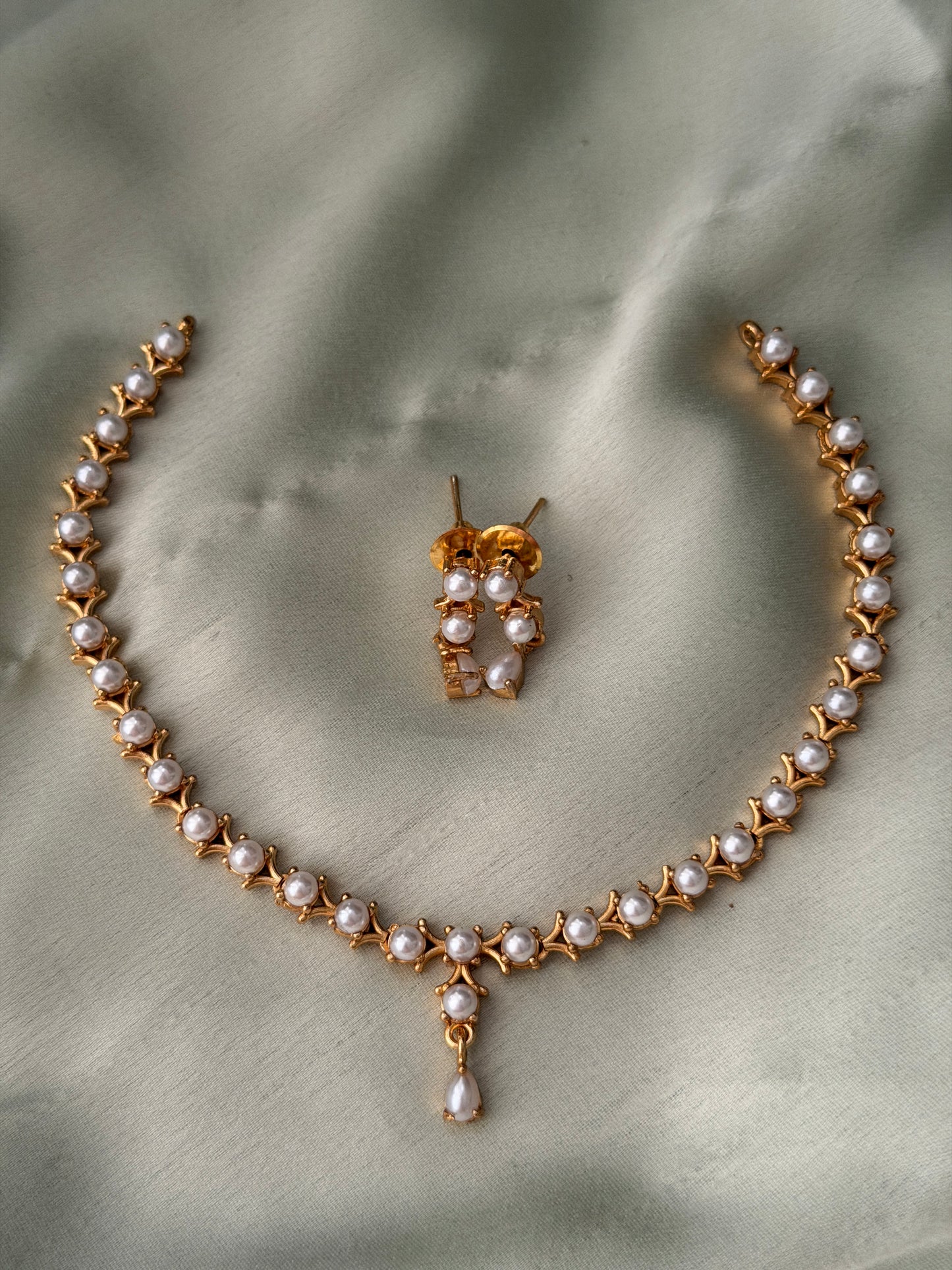Baby Mahika Choker