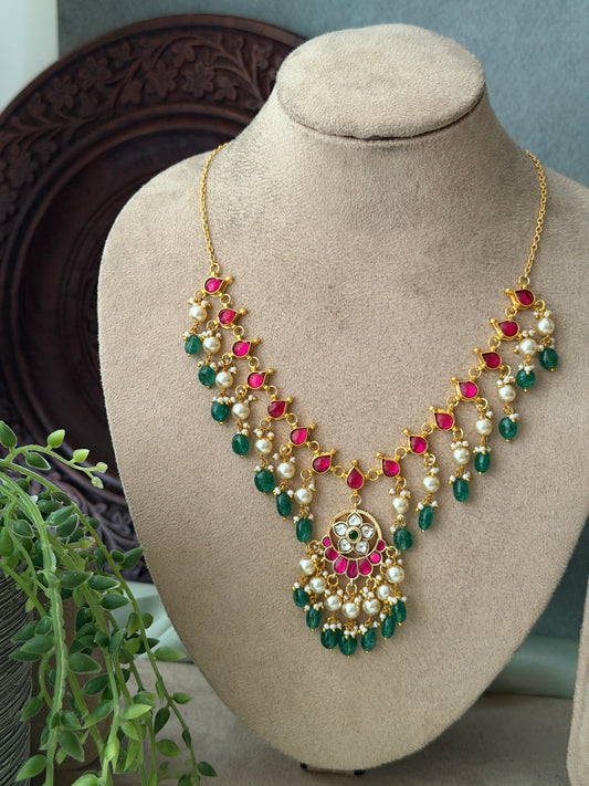 Jadau Pearl Maalas