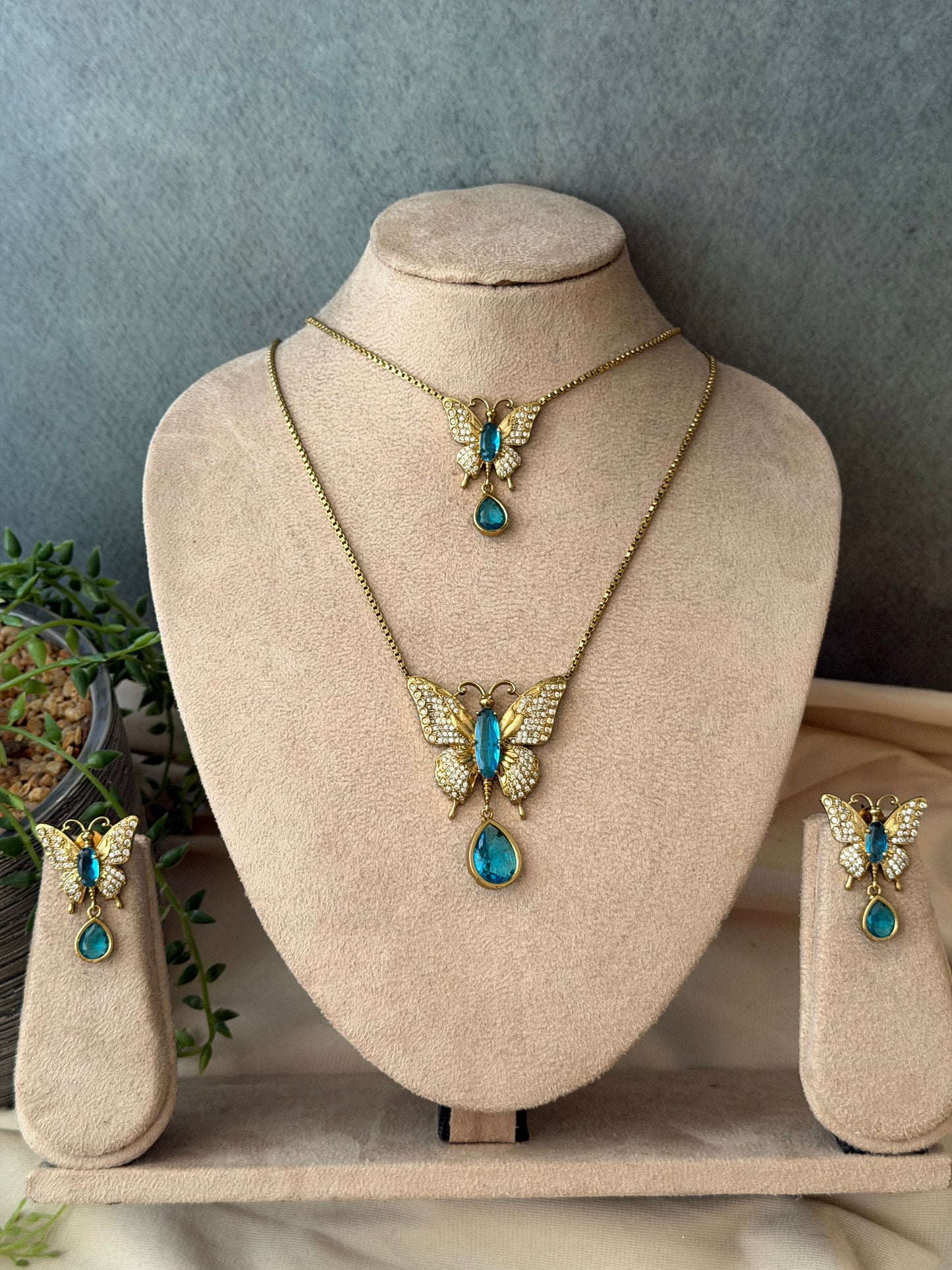 Papillion Dual Layer Necklace
