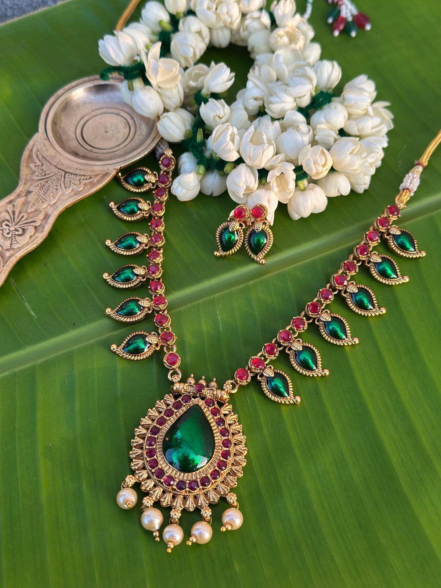 Traditional pendant Palakka Necklace