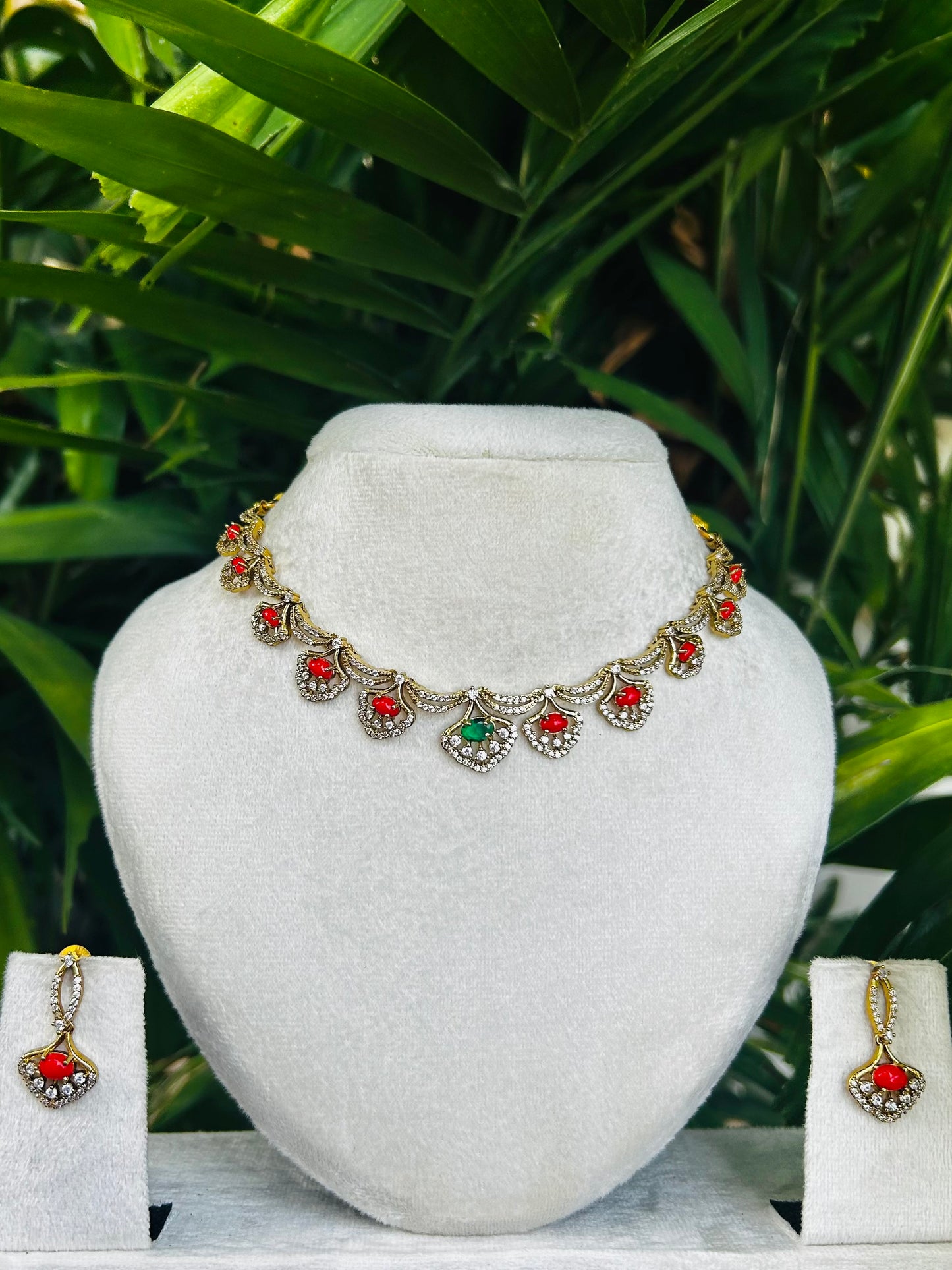 Coral x Emerald Clover Necklace