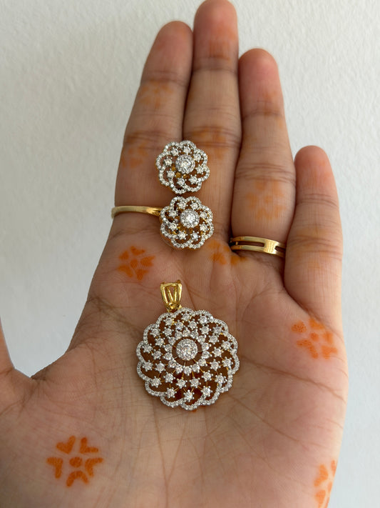 Venus Diamond Locket
