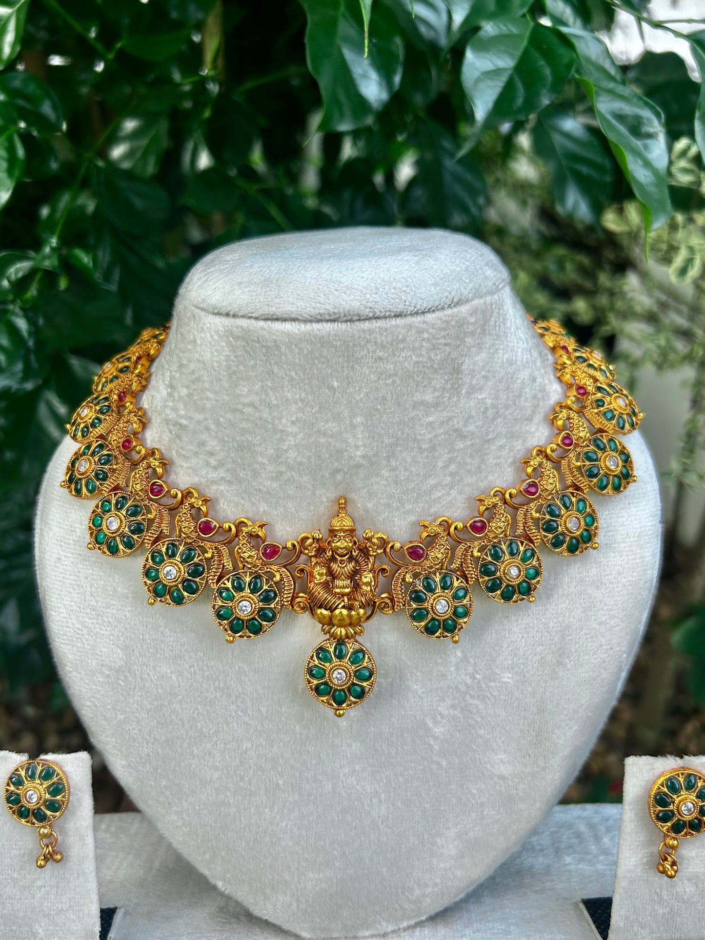 Dramika Kempu Necklace
