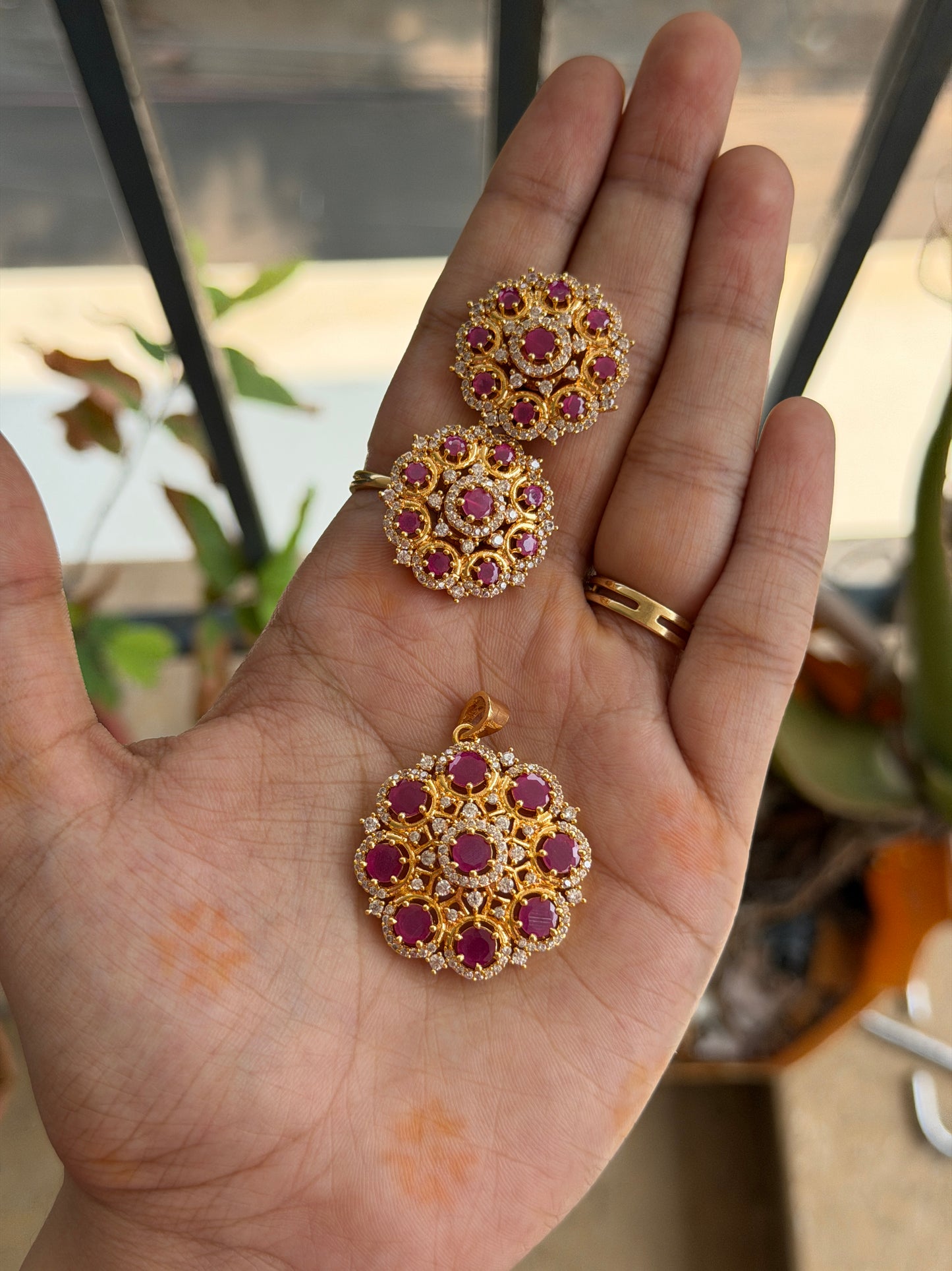 Zayana Stone Locket and studs