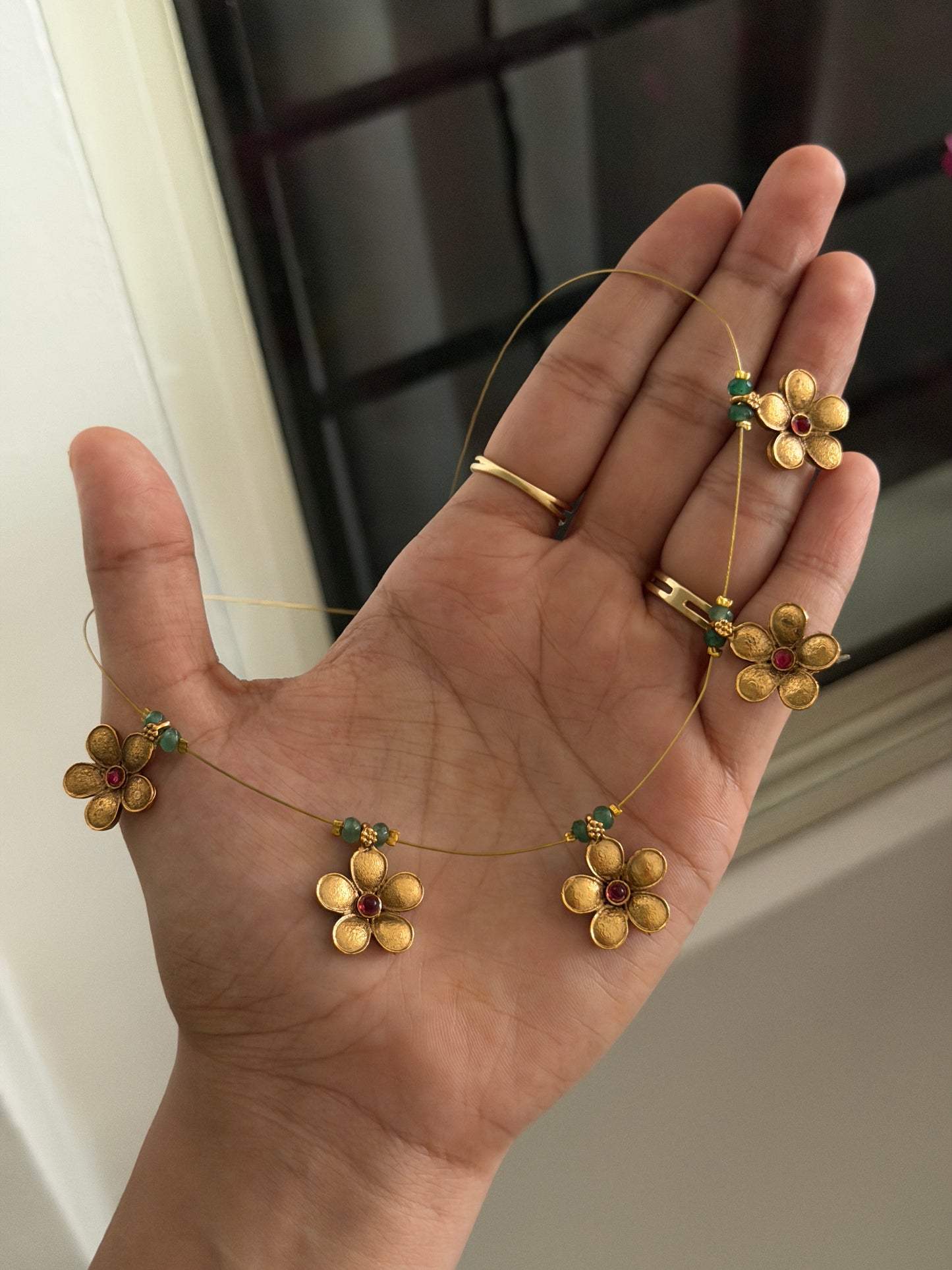 Quint Flora Invisible Chain