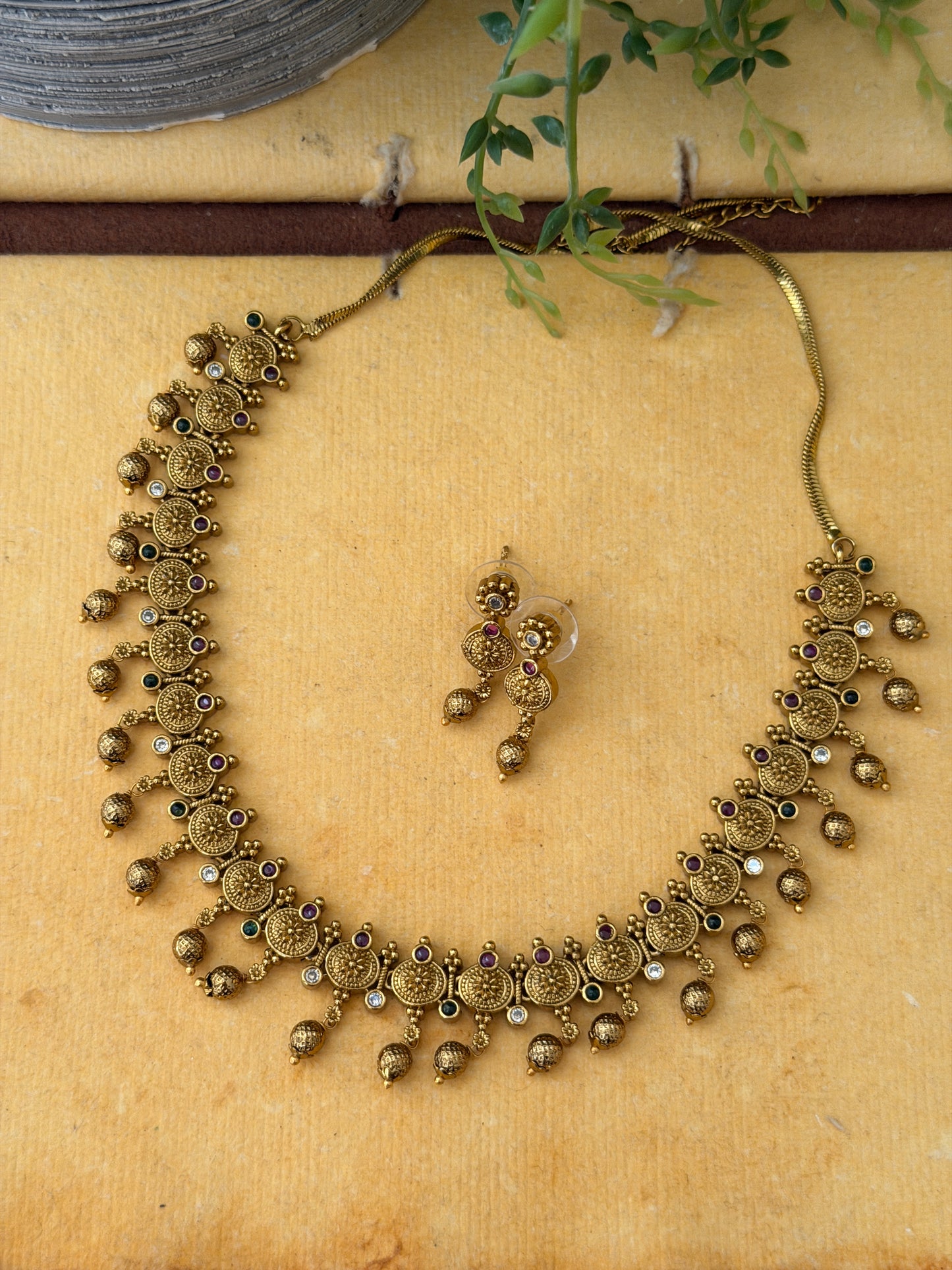Non Idol ball Necklace with ghungroo