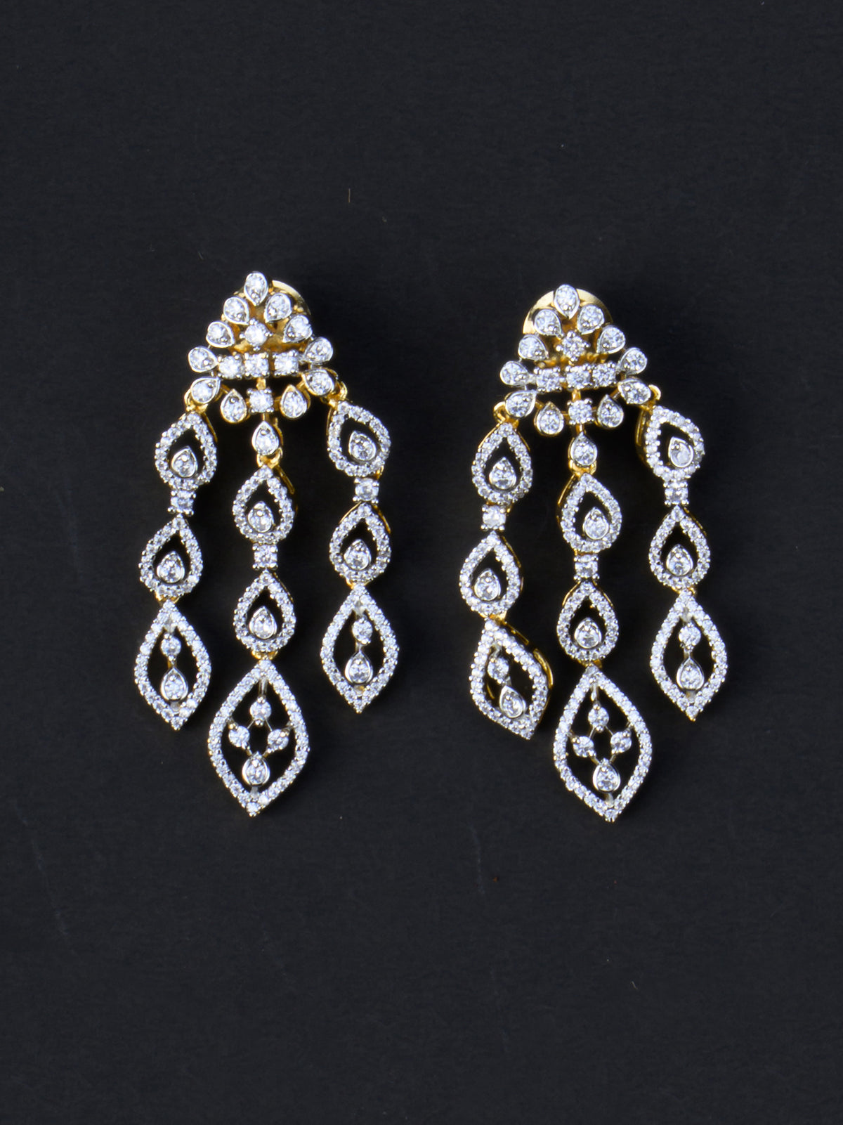 Thalir AD Necklace Set - Gold Polish earrings