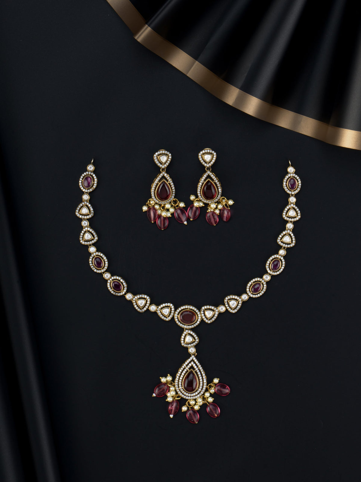 Sarika Victorian Teardrop Necklace - Red set