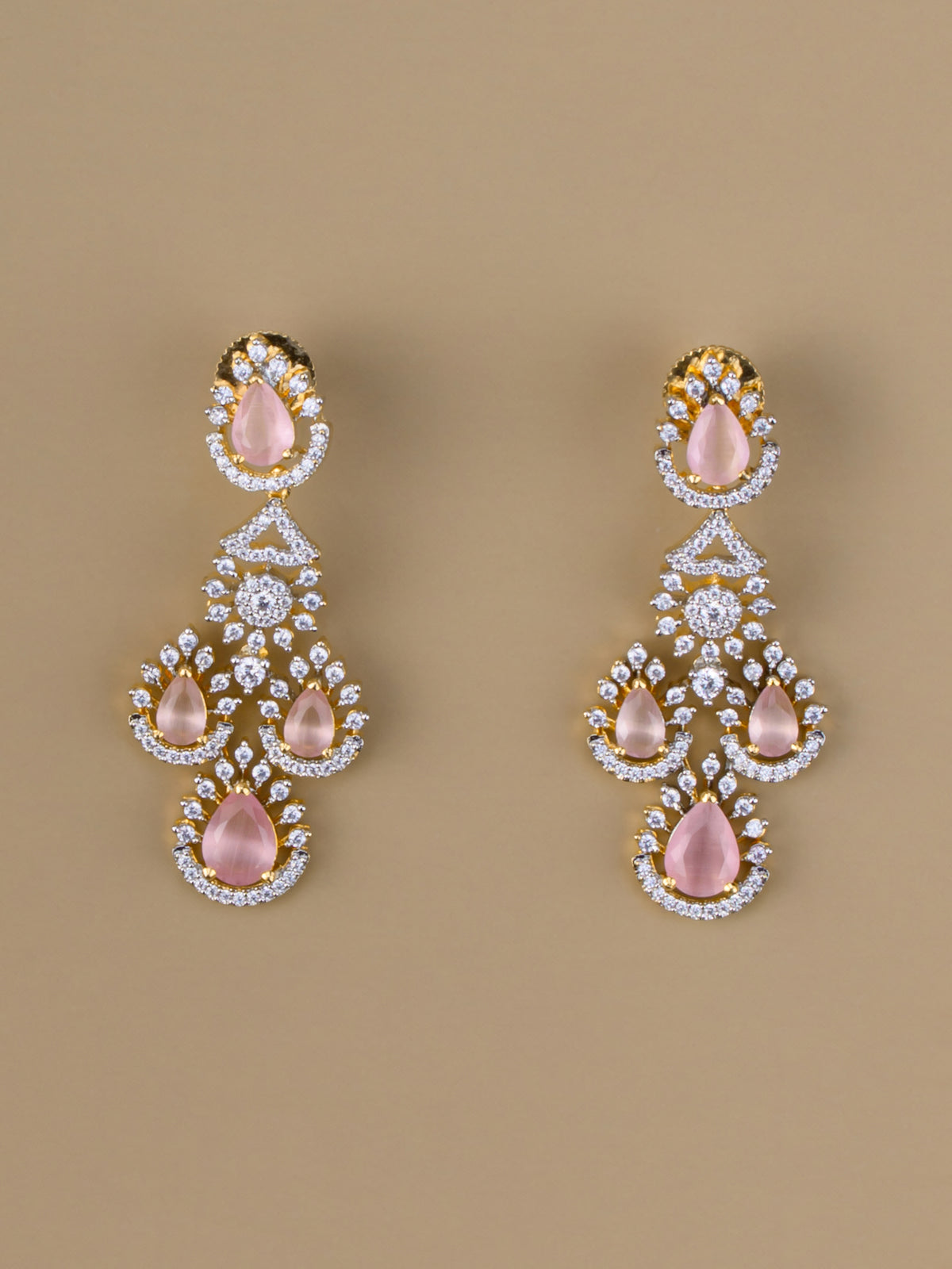 Monaalya Diamond Necklace