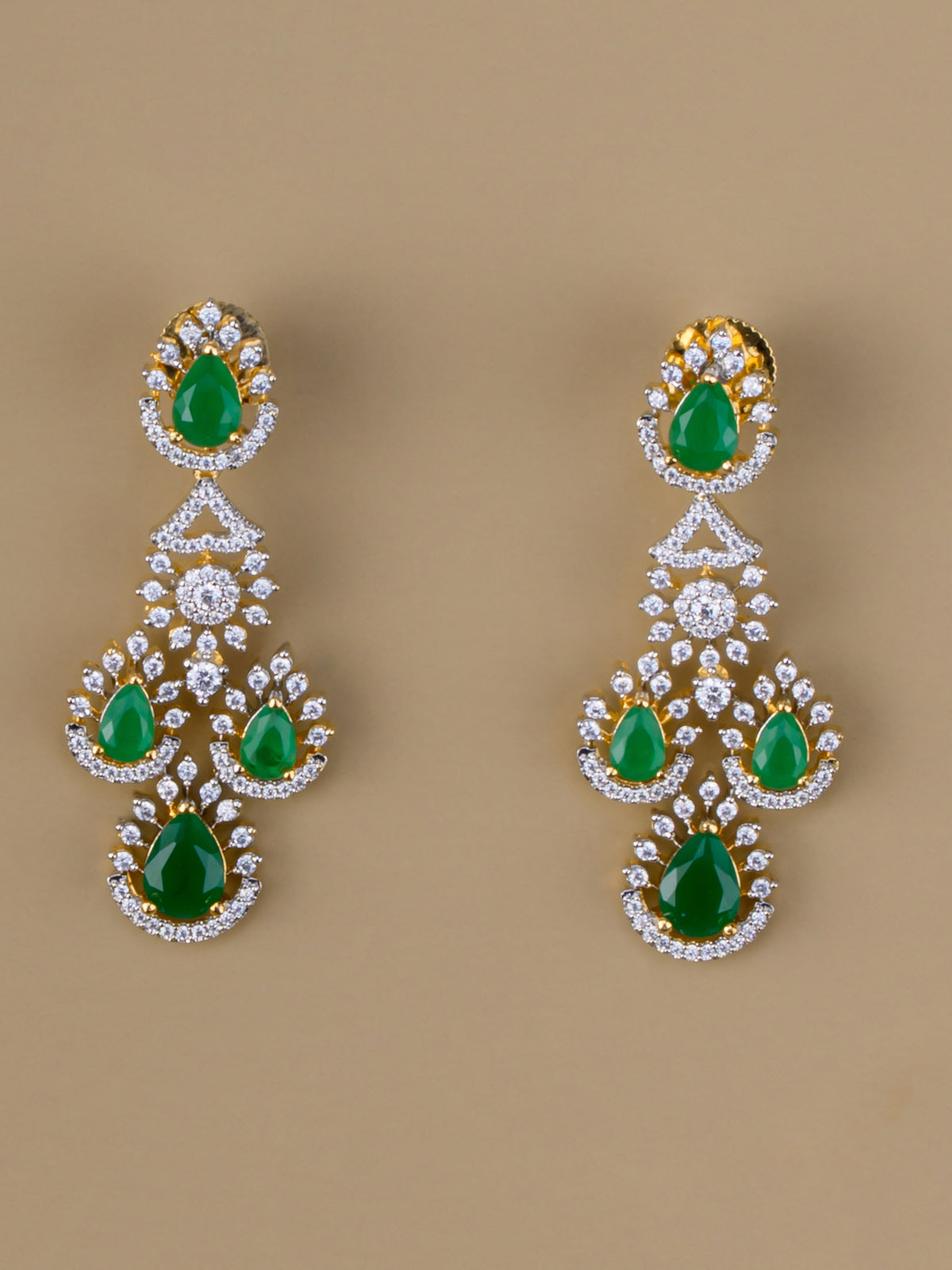 Monaalya Diamond Necklace