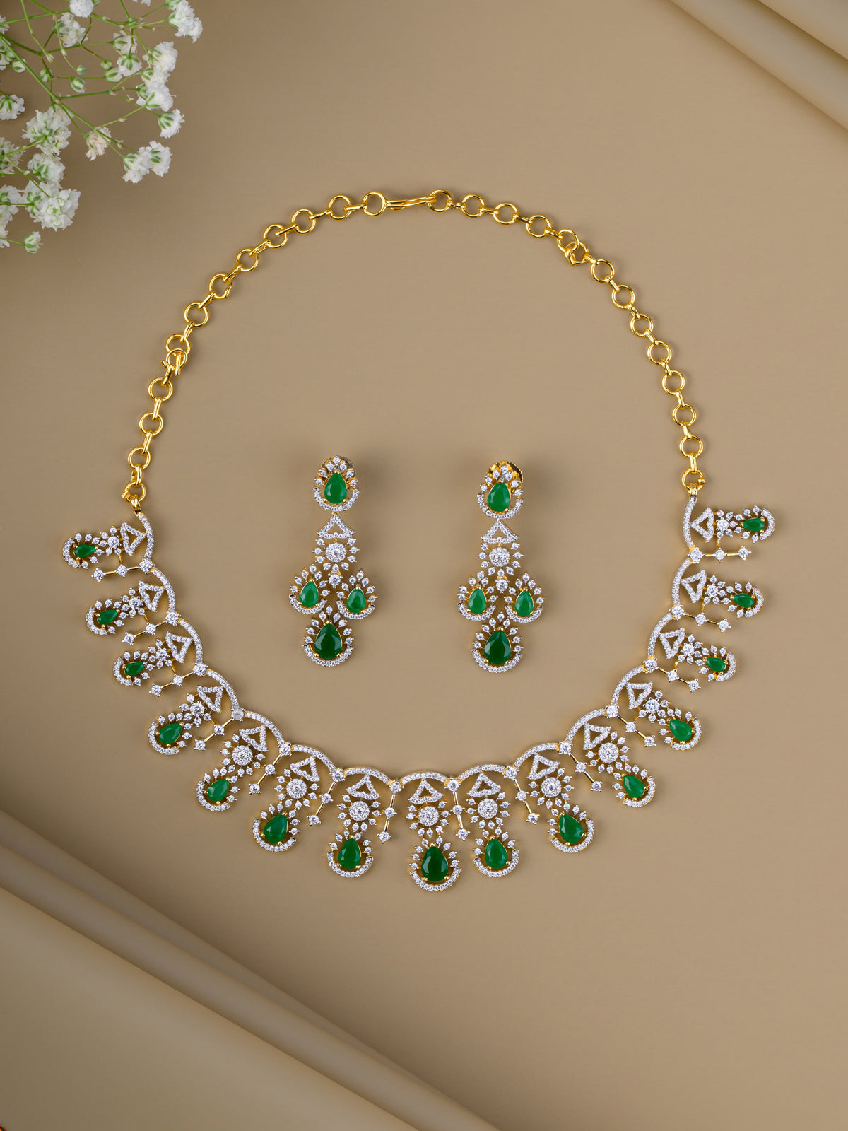 Monaalya Diamond Necklace
