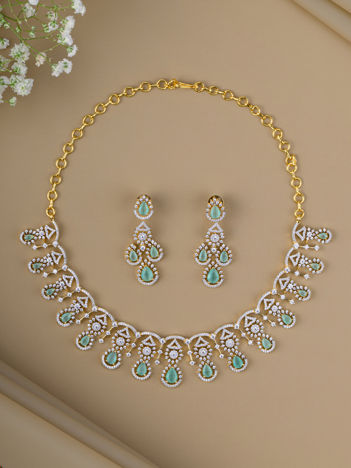 Monaalya Diamond Necklace