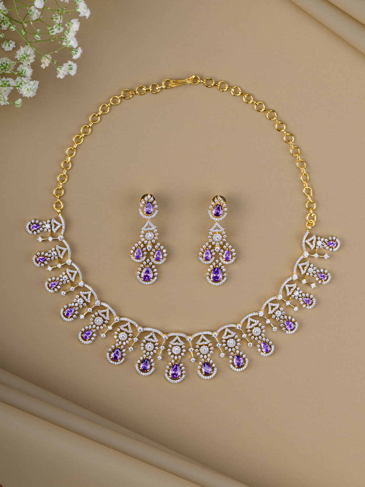 Monaalya Diamond Necklace