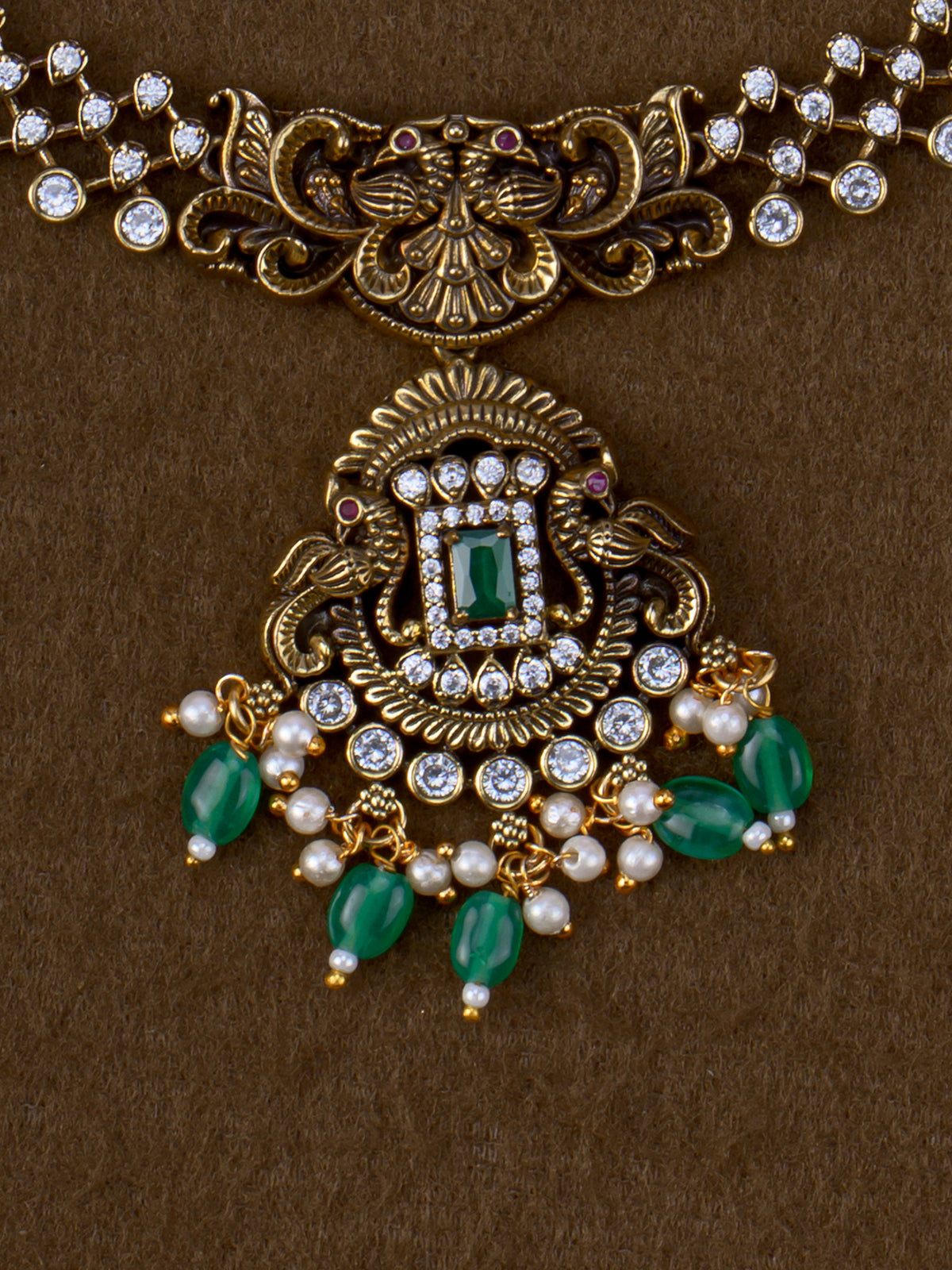 Emeralda Victorian Necklace Set