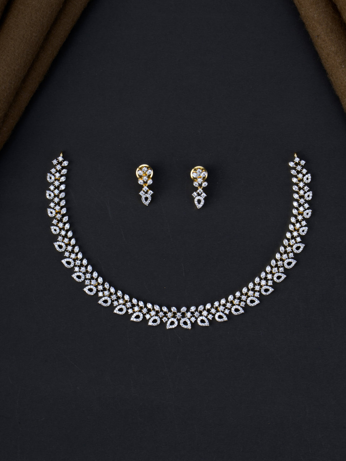 Parnika AD Necklace Set