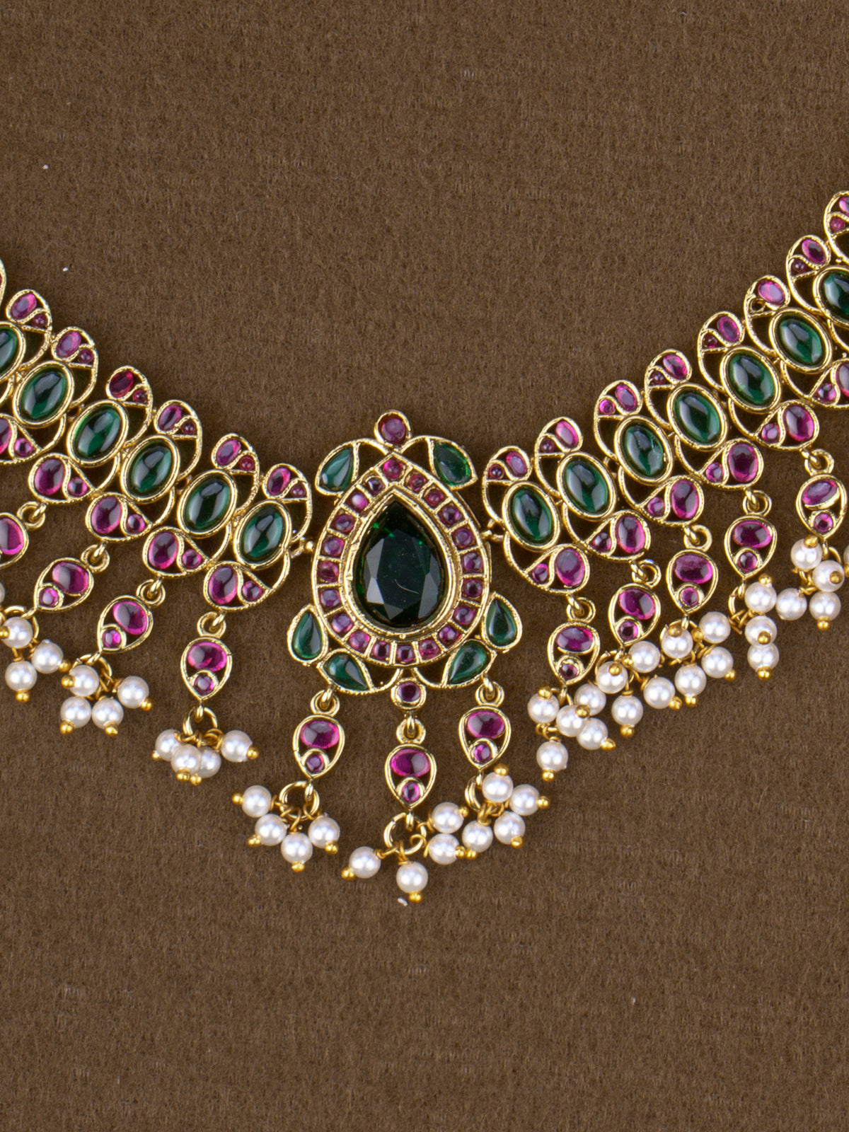 Arjima Guttapusalu Choker